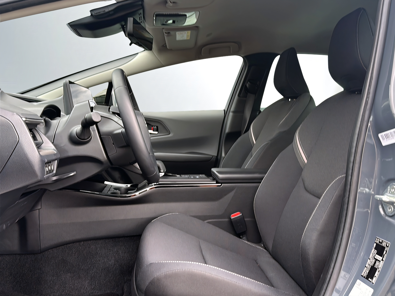 TOYOTA Prius 2.0 VVT-i Plug-in Hybrid Style-showroom-element-3