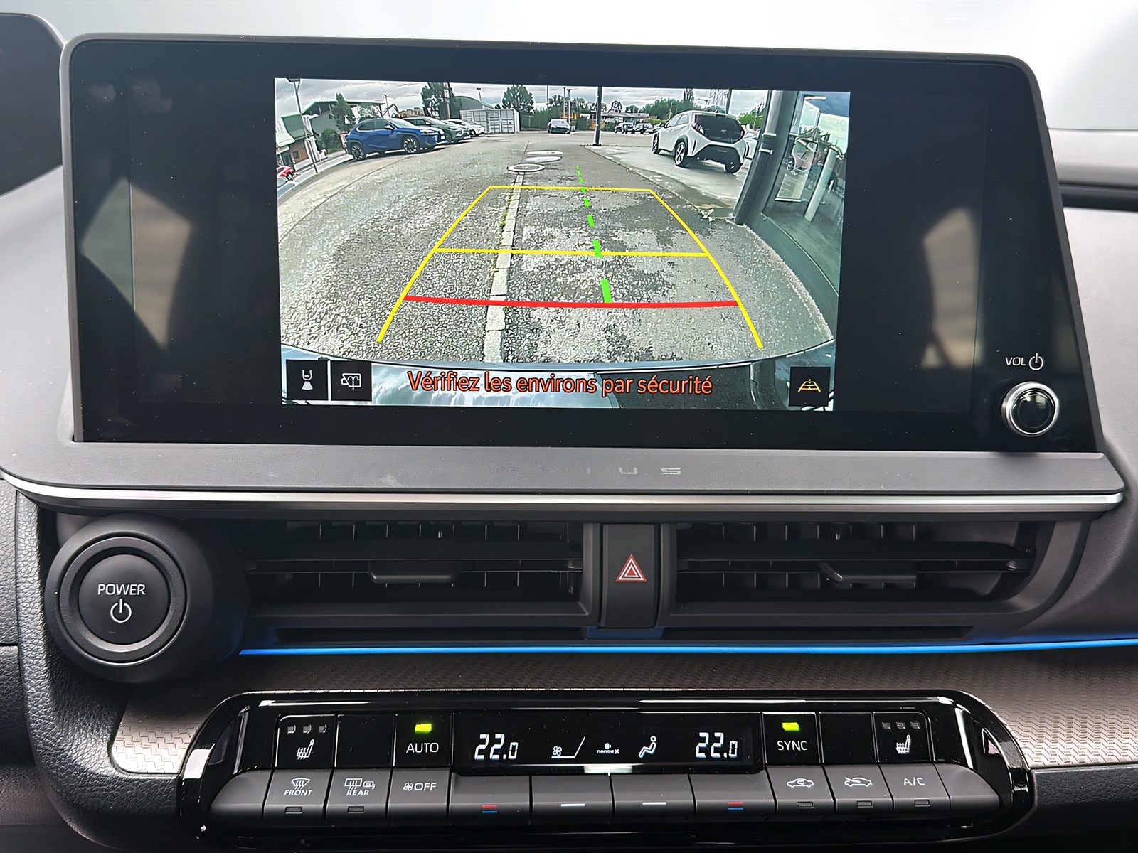 TOYOTA Prius 2.0 VVT-i Plug-in Hybrid Style-image-7