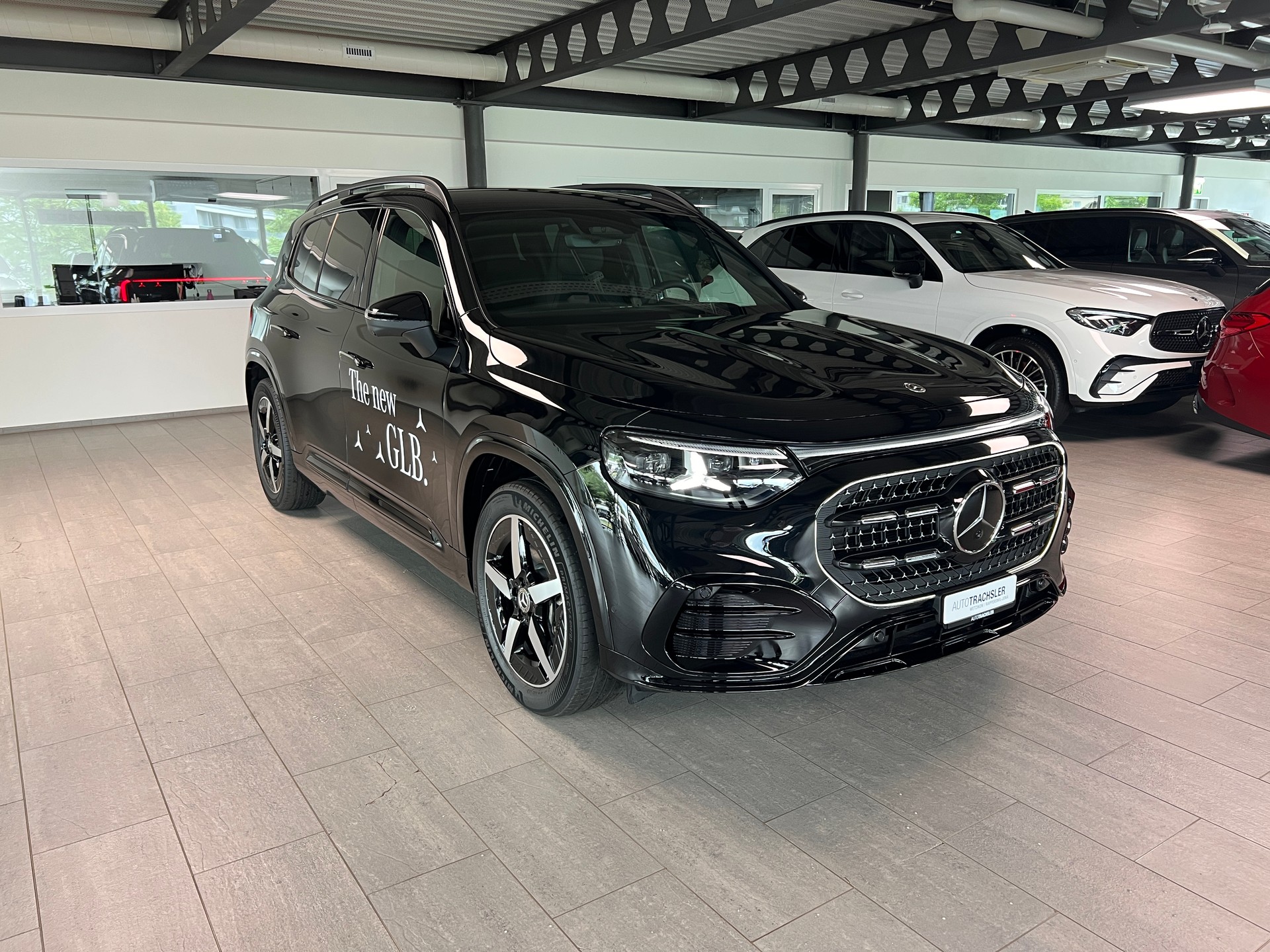 MERCEDES-BENZ GLB 220 4Matic 8G-Tronic-image-2
