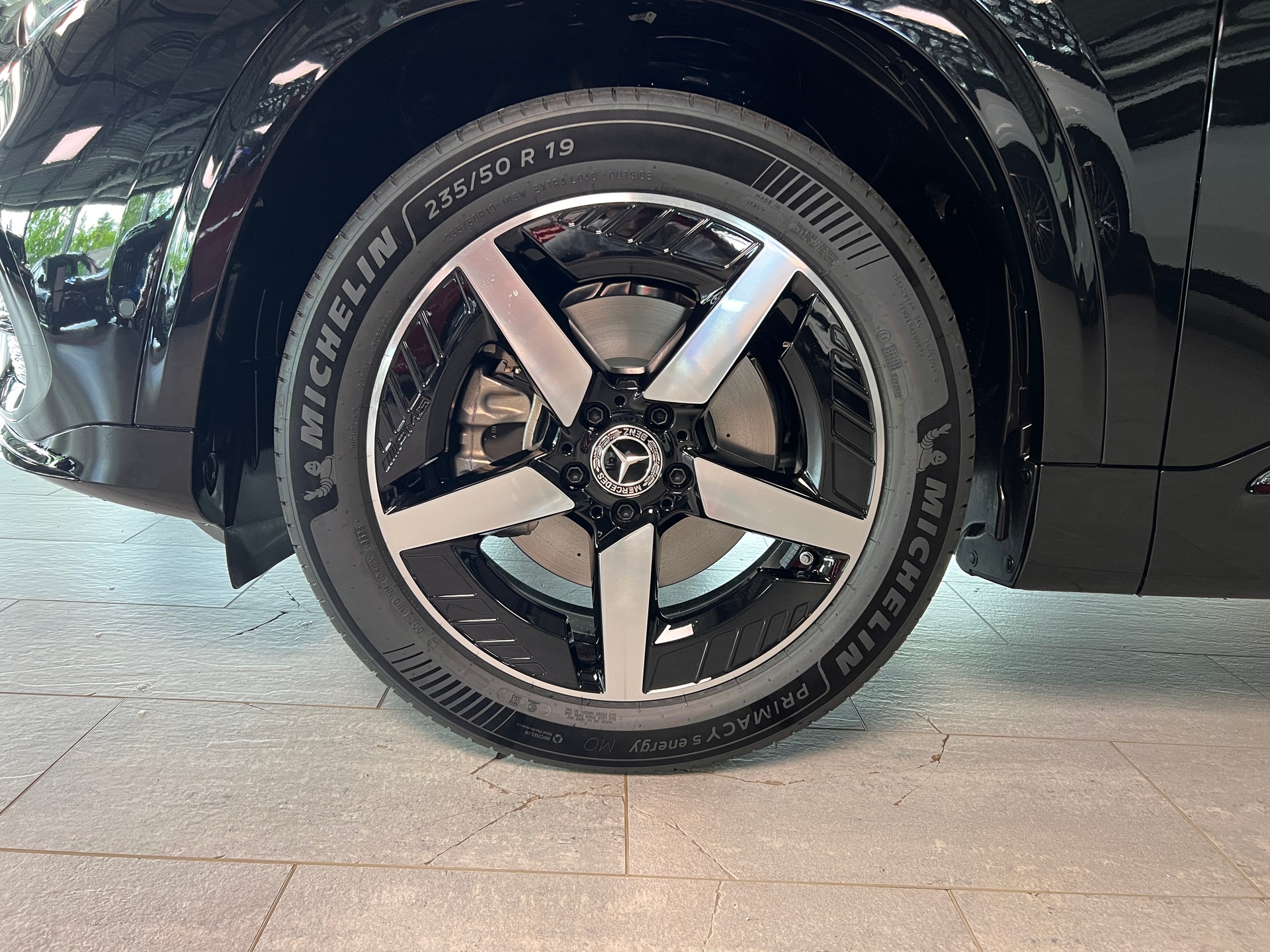 MERCEDES-BENZ GLB 220 4Matic 8G-Tronic-image-5