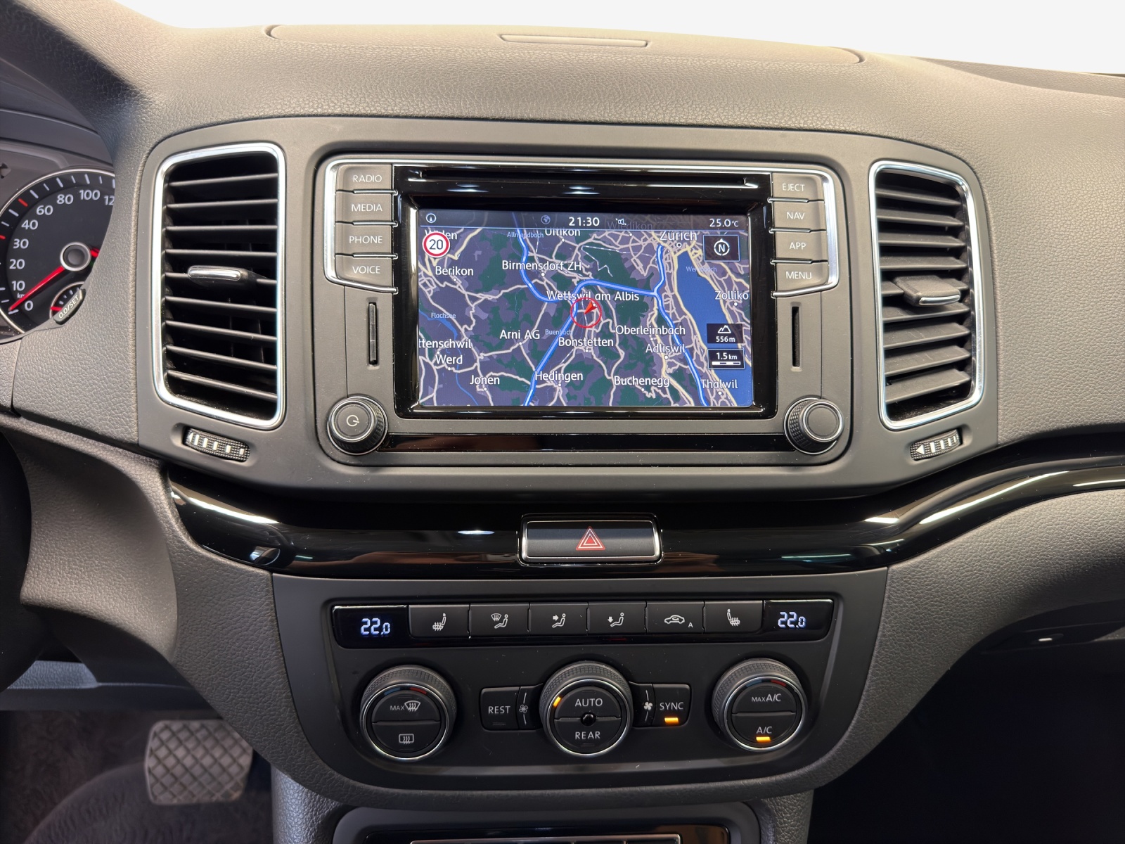 VW Sharan 2.0 TDI BMT Highline 4Motion DSG-image-10
