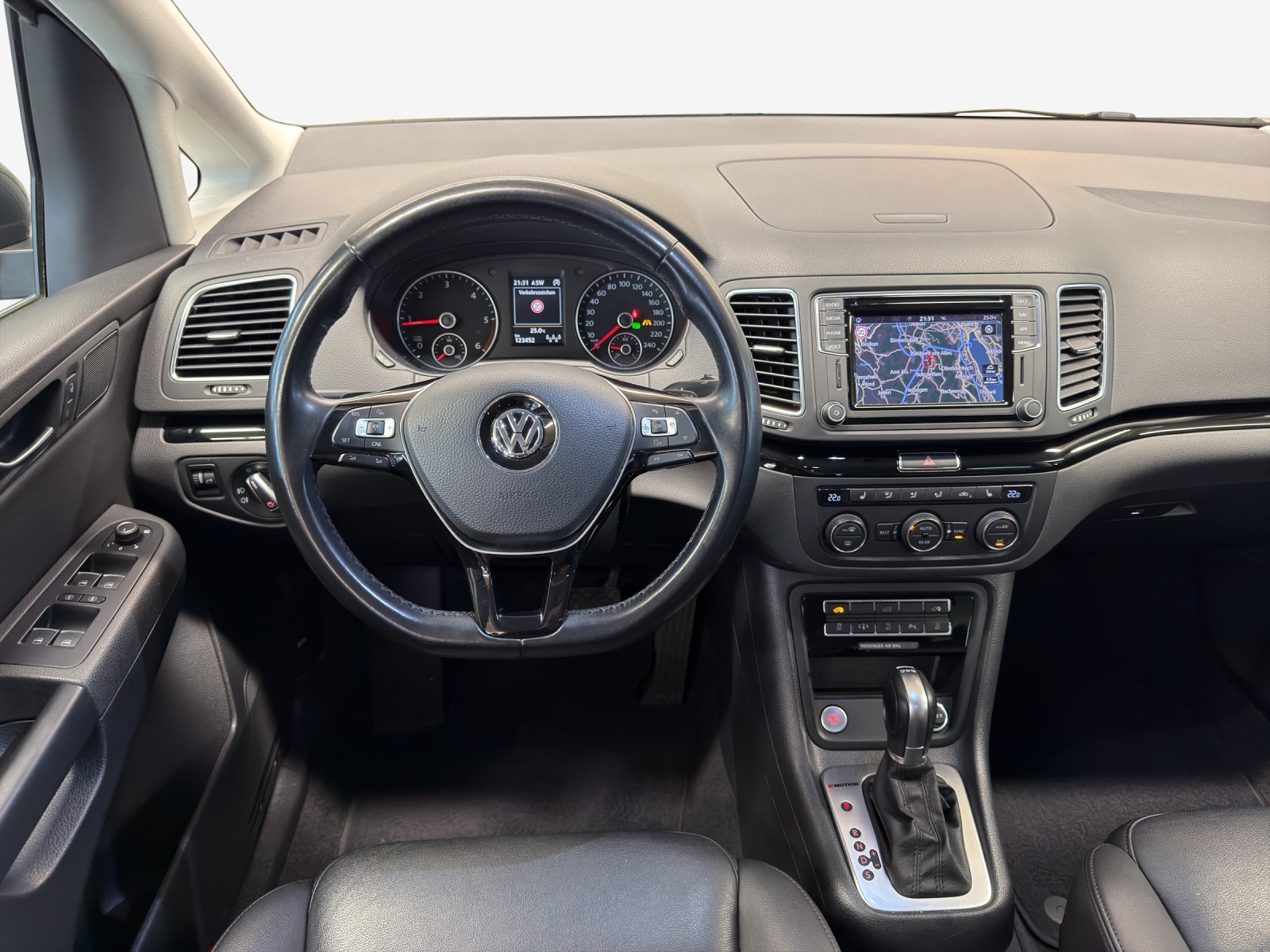VW Sharan 2.0 TDI BMT Highline 4Motion DSG-image-8