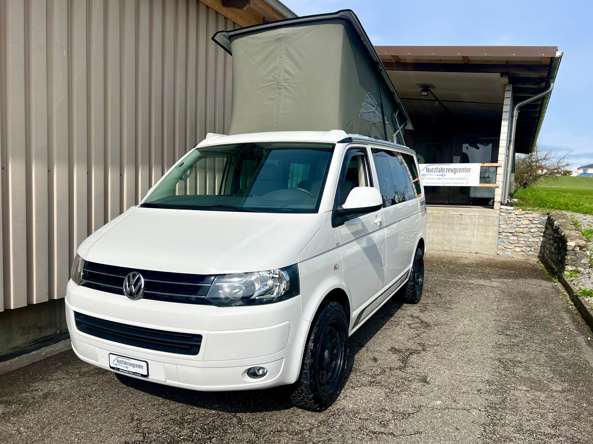 VW T5 California 2.0 TDI Beach 4Motion "Offroad Spezial mit Differenzialsperre" by Nutzfahrzeugcenter Seetal