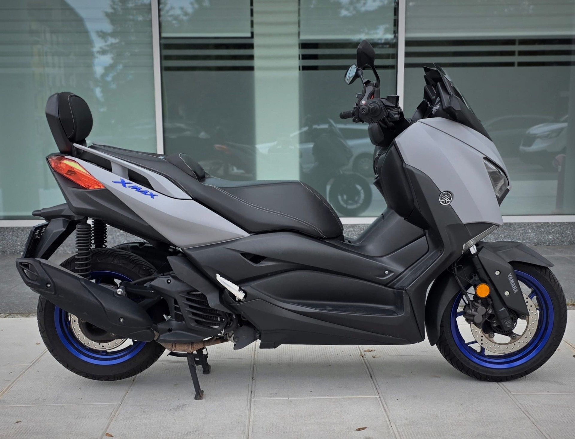 YAMAHA X-Max YP 125-showroom-element-2