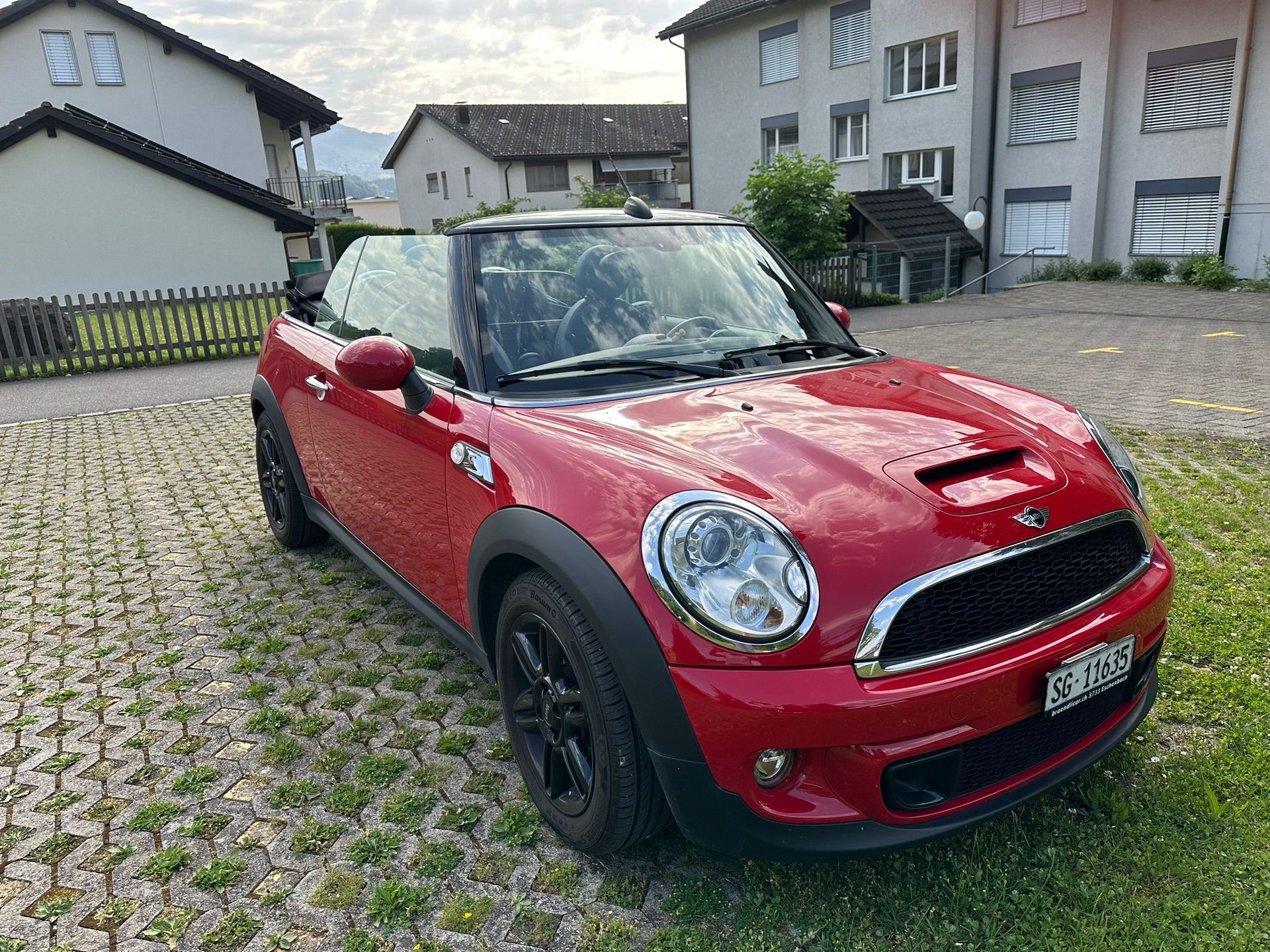 MINI 1.6i Cooper S-image-0