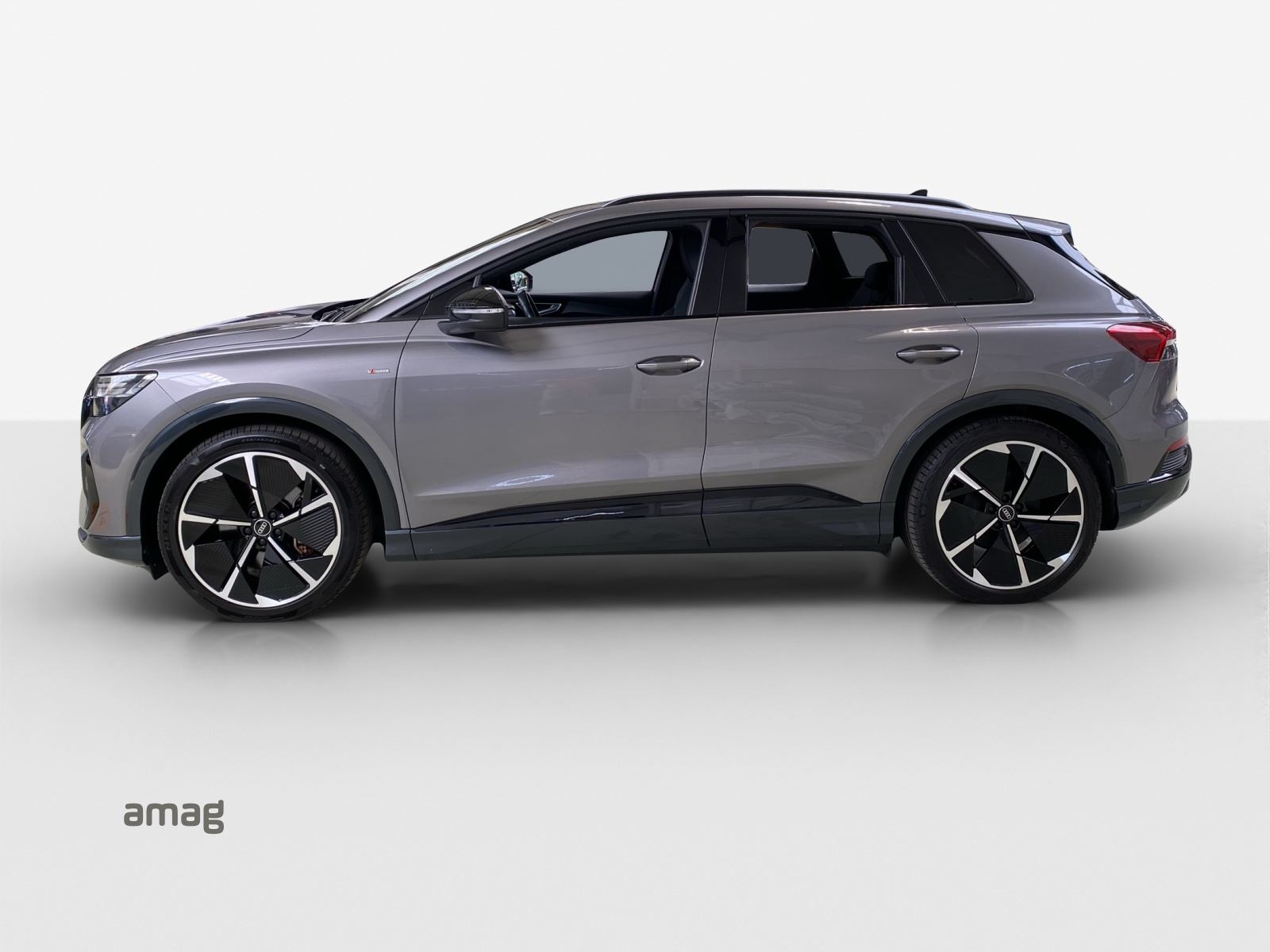 AUDI Q4 e-tron 50 quattro-image-1