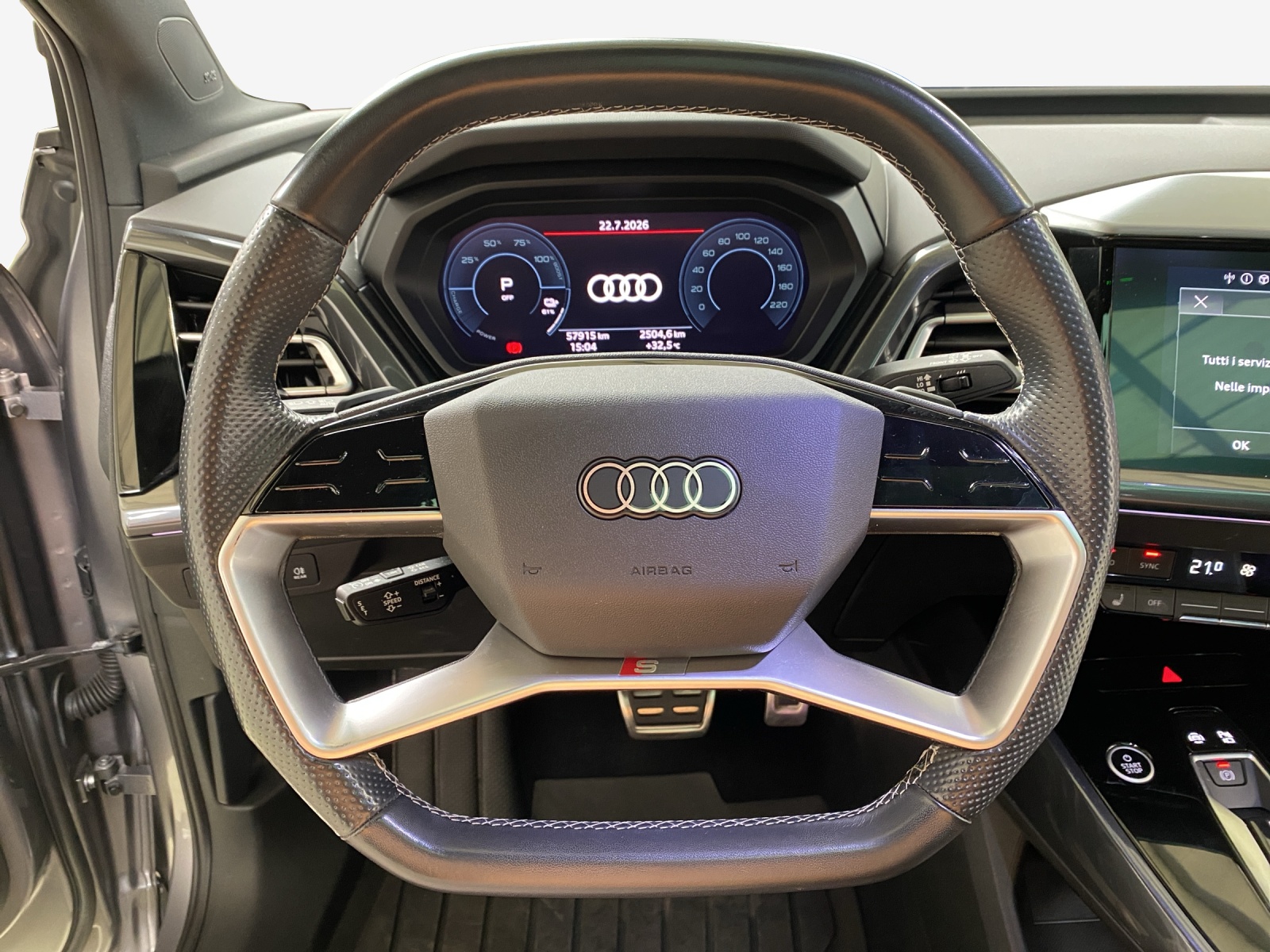 AUDI Q4 e-tron 50 quattro-image-9
