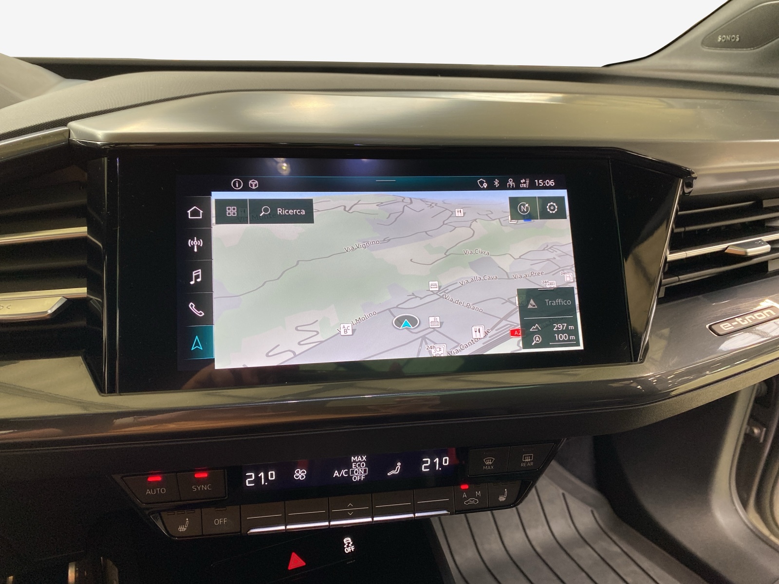 AUDI Q4 e-tron 50 quattro-image-14