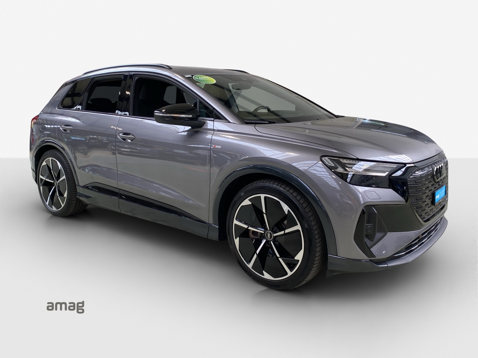AUDI Q4 e-tron 50 quattro-image-5