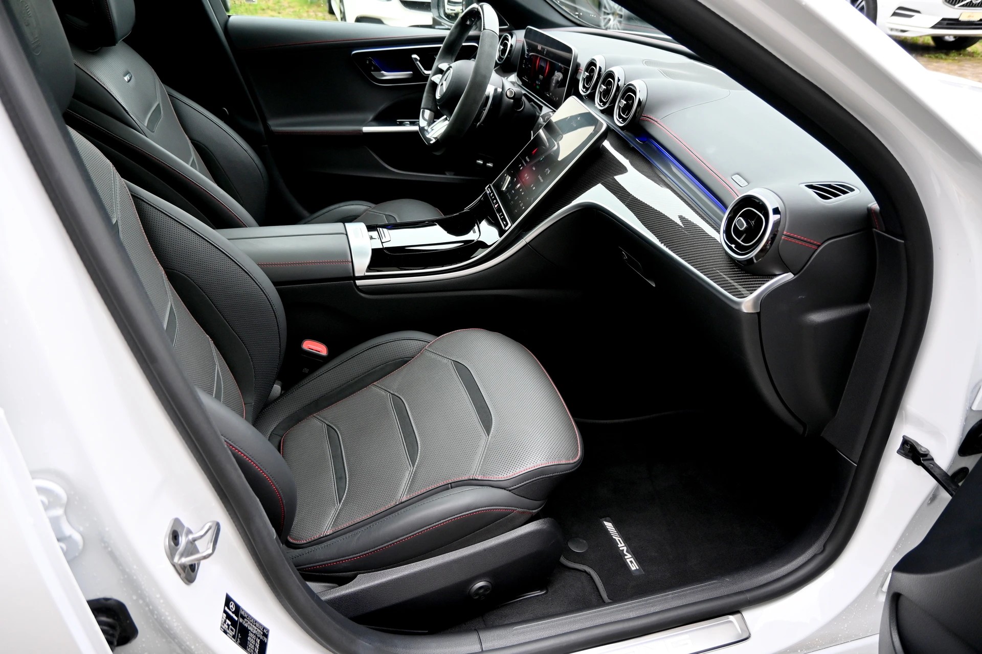 MERCEDES-BENZ C 63 S AMG E Performance 4 Matic 680PS-image-13