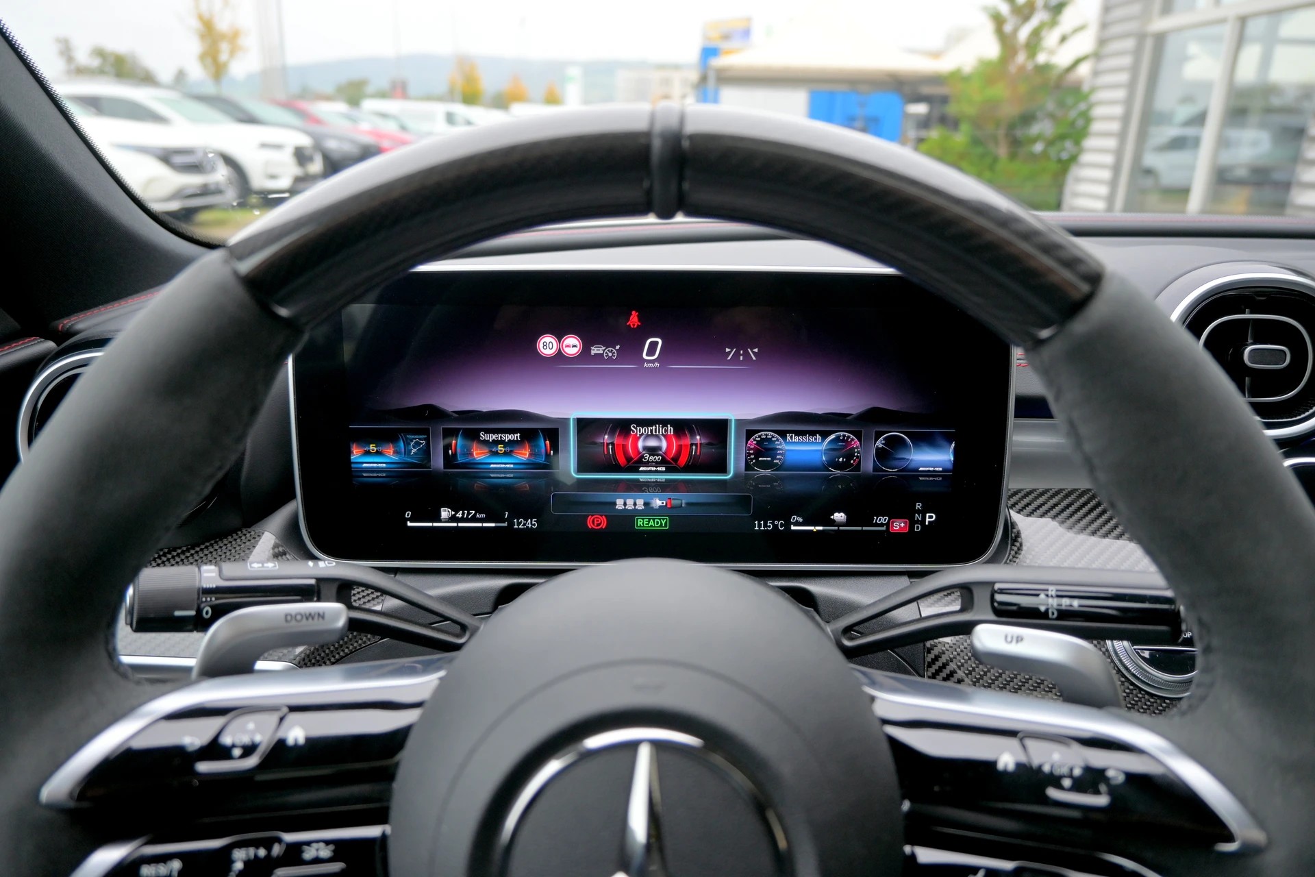 MERCEDES-BENZ C 63 S AMG E Performance 4 Matic 680PS-image-18