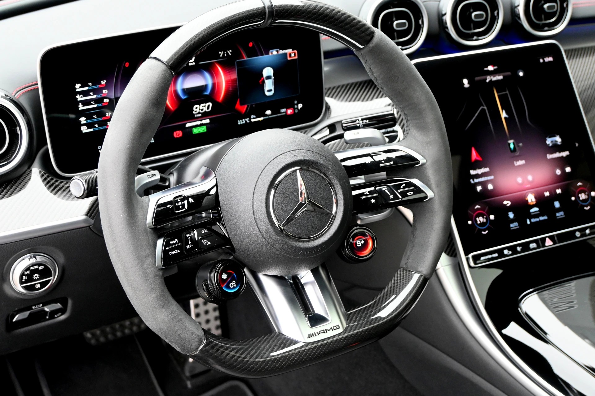 MERCEDES-BENZ C 63 S AMG E Performance 4 Matic 680PS-image-14