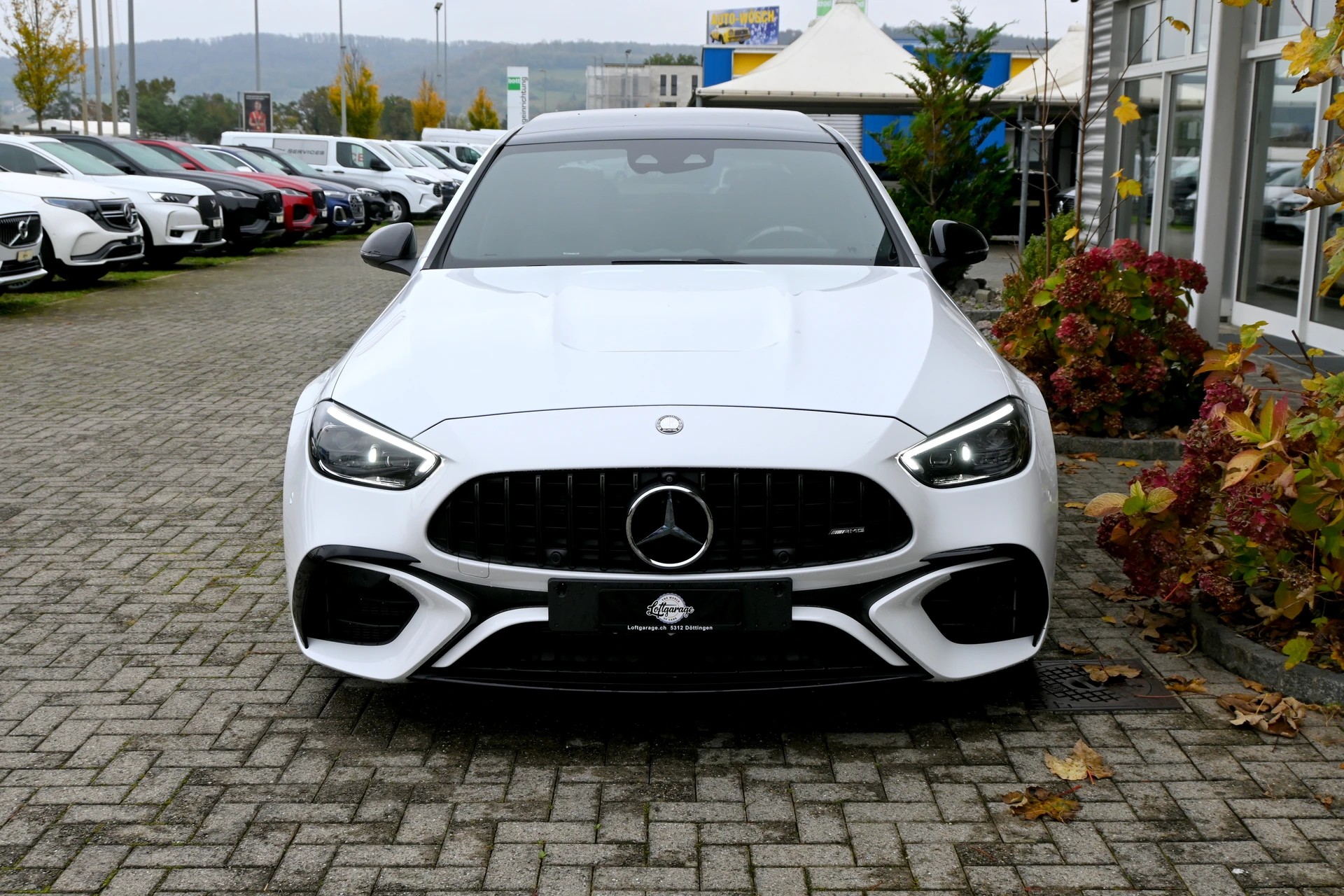 MERCEDES-BENZ C 63 S AMG E Performance 4 Matic 680PS-image-2