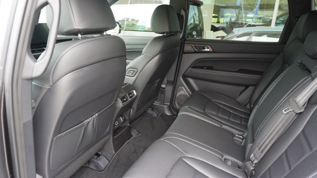 KGM-SsangYong Rexton 2.2 Titanium 4WD-image-8