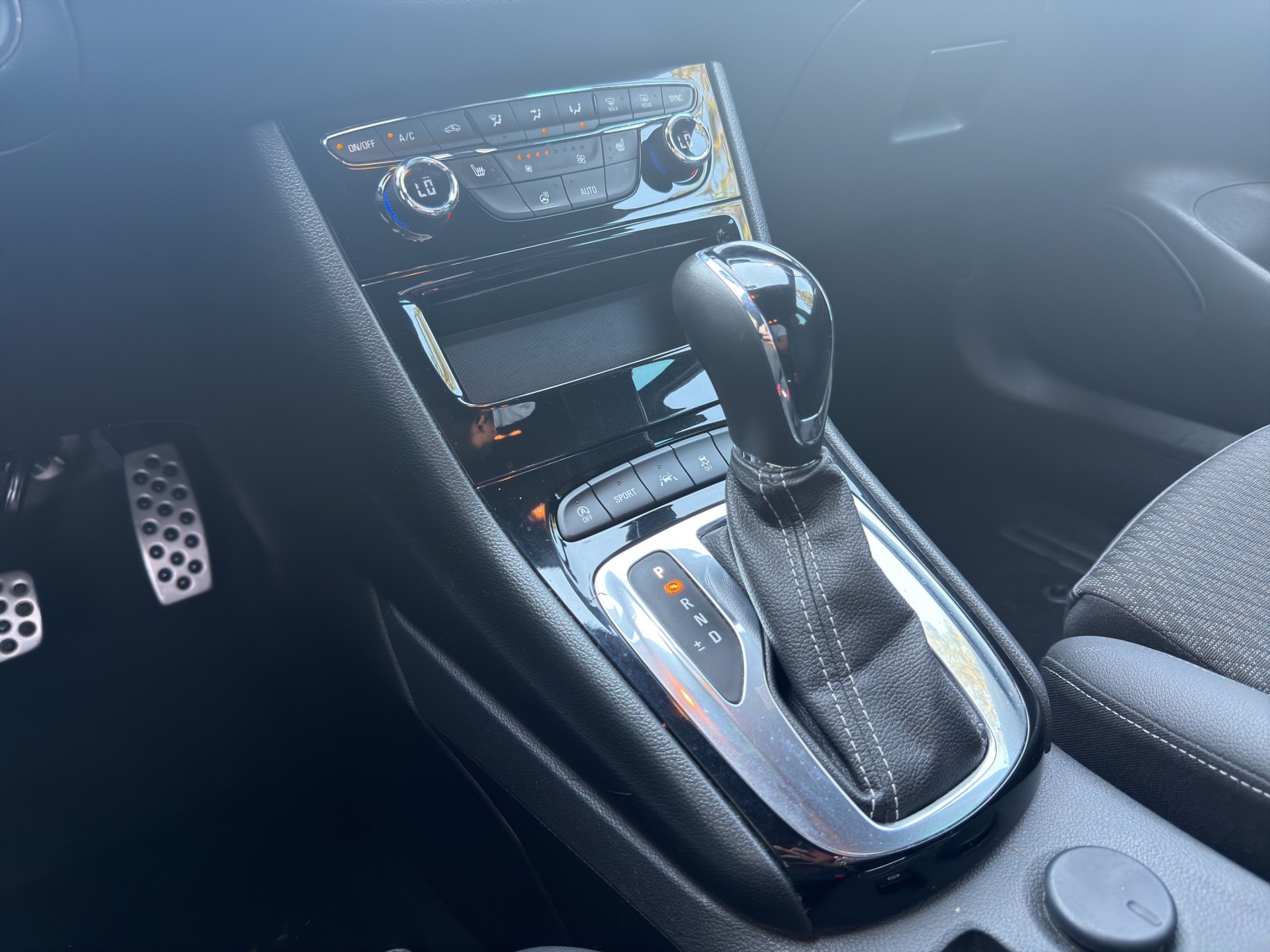 OPEL Astra Sports Tourer 1.4i Turbo Excellence Automat-image-16