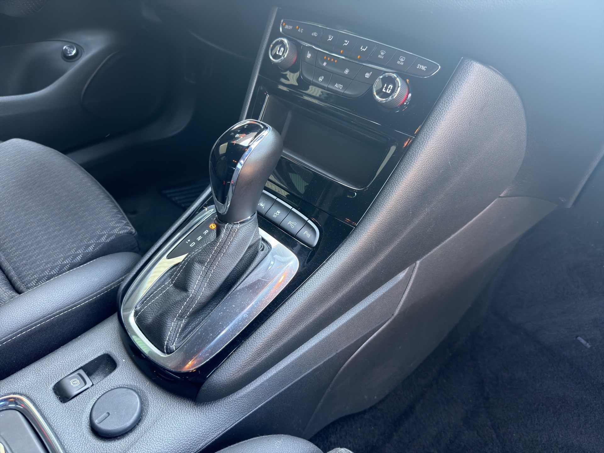 OPEL Astra Sports Tourer 1.4i Turbo Excellence Automat-image-17
