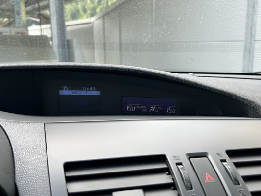 MAZDA 3 1.6 16V Red-image-11