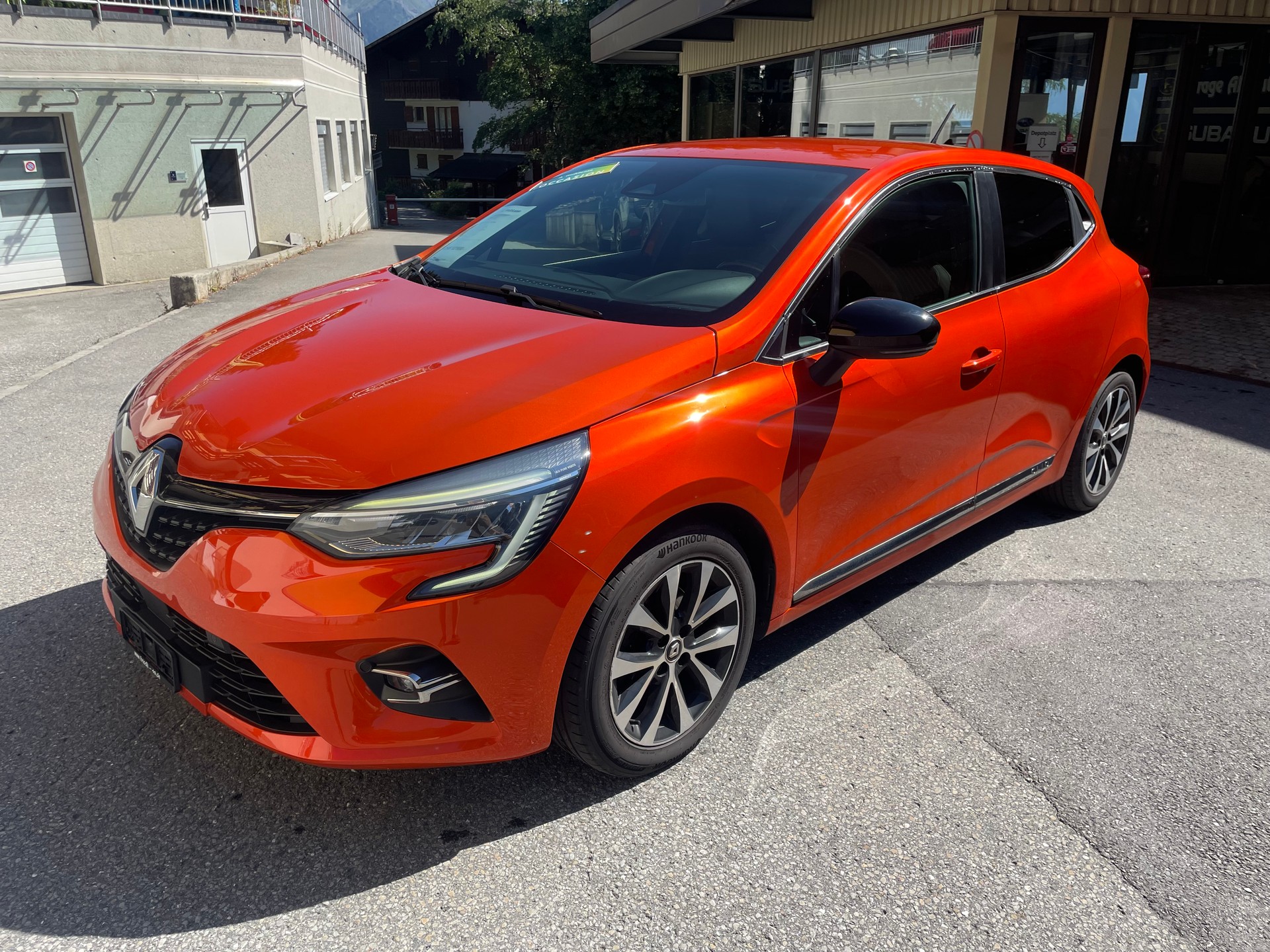 RENAULT Clio 1.3 Intens EDC-image-1