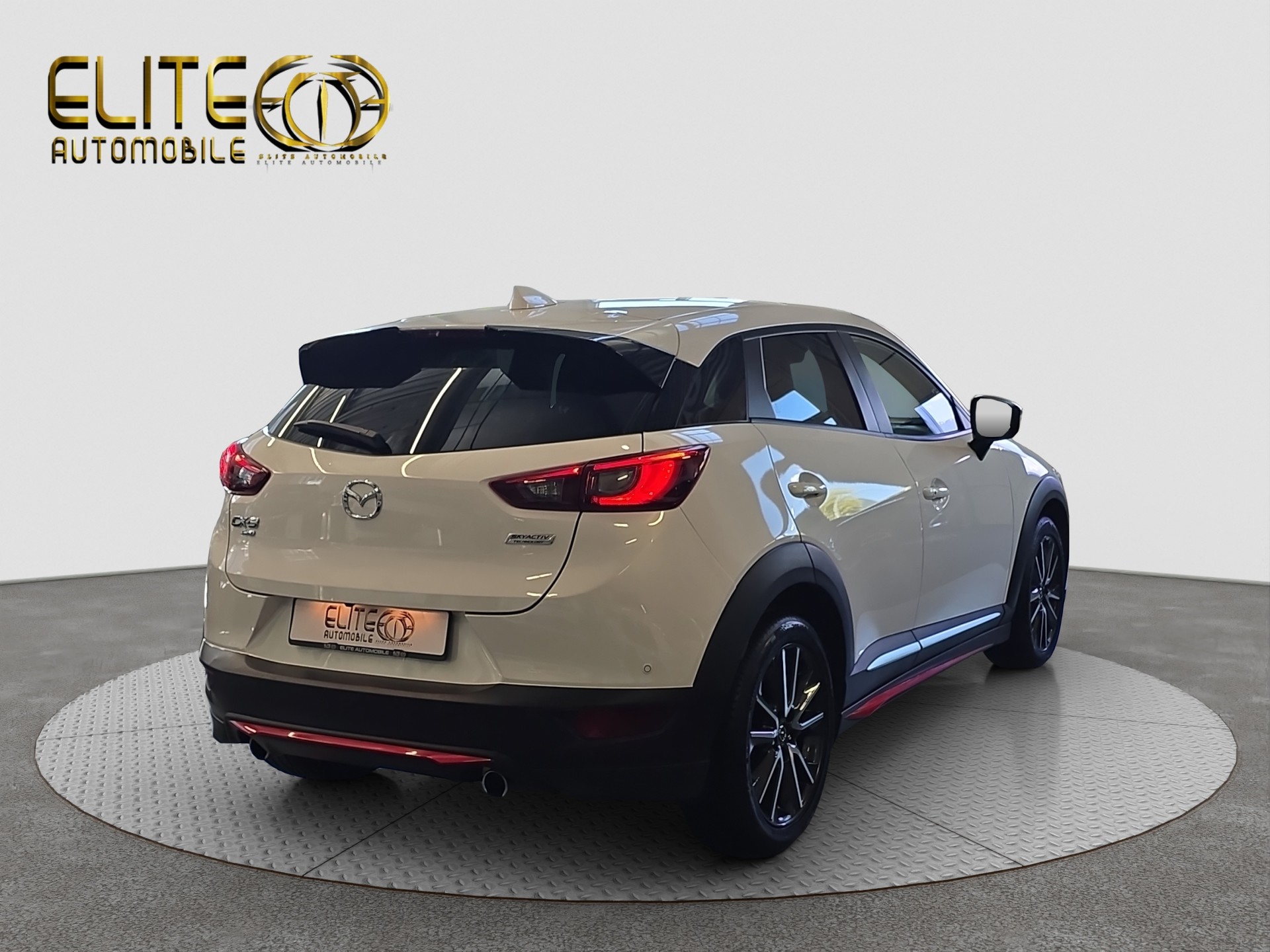 MAZDA CX-3 2.0 Revolution AWD-image-7