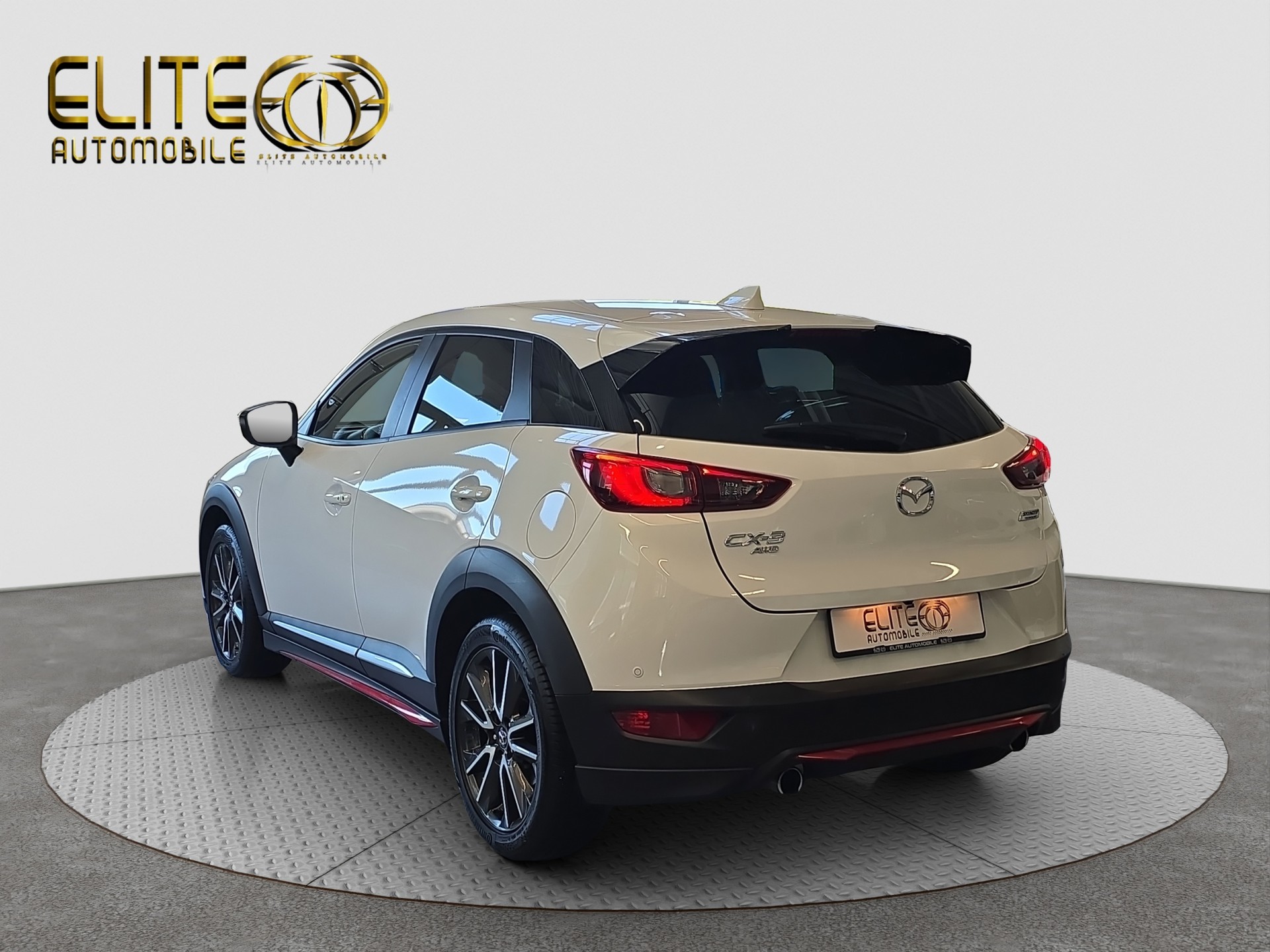MAZDA CX-3 2.0 Revolution AWD-image-5