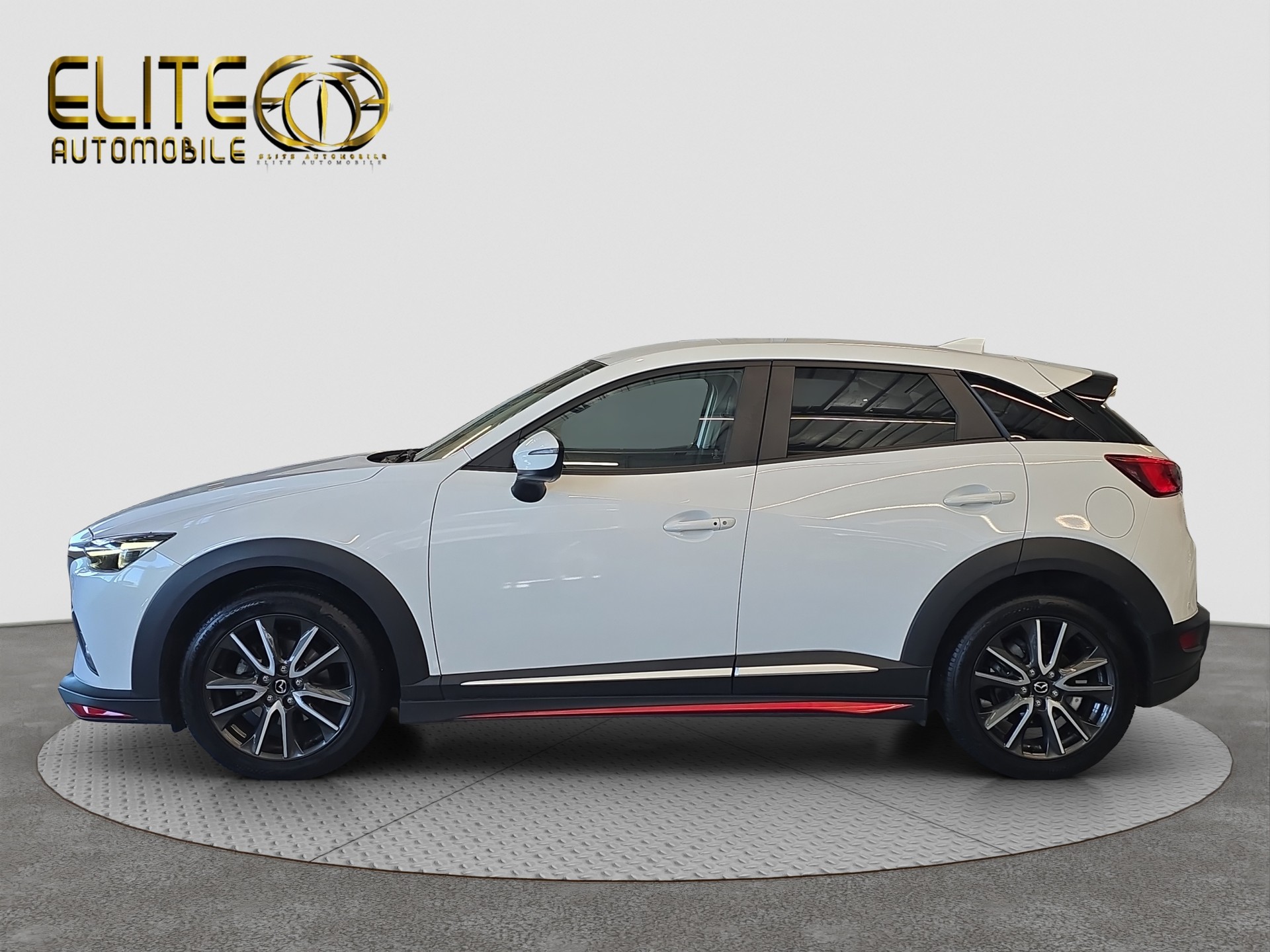 MAZDA CX-3 2.0 Revolution AWD-image-4