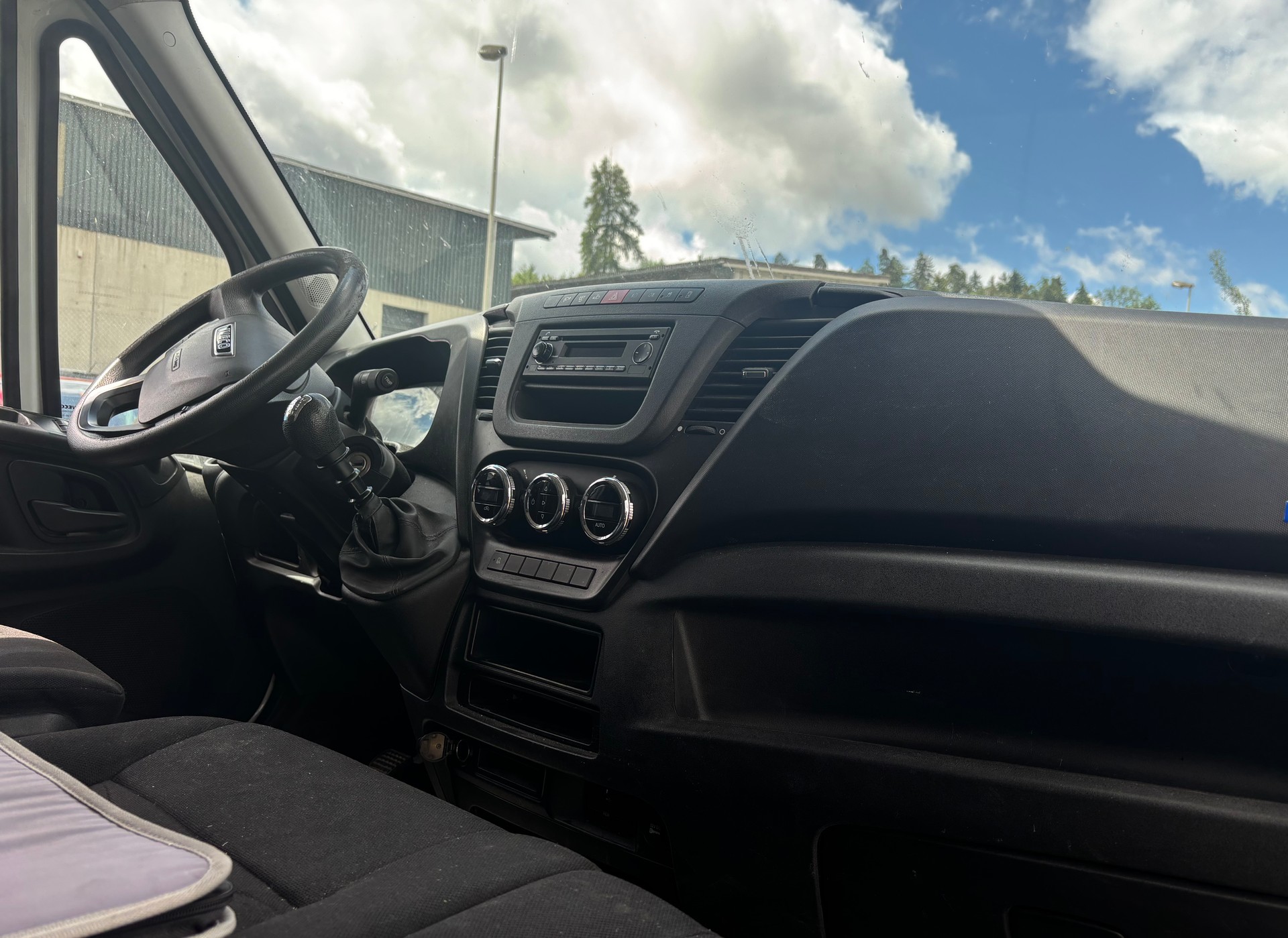 IVECO 33 S 13 VL-image-4