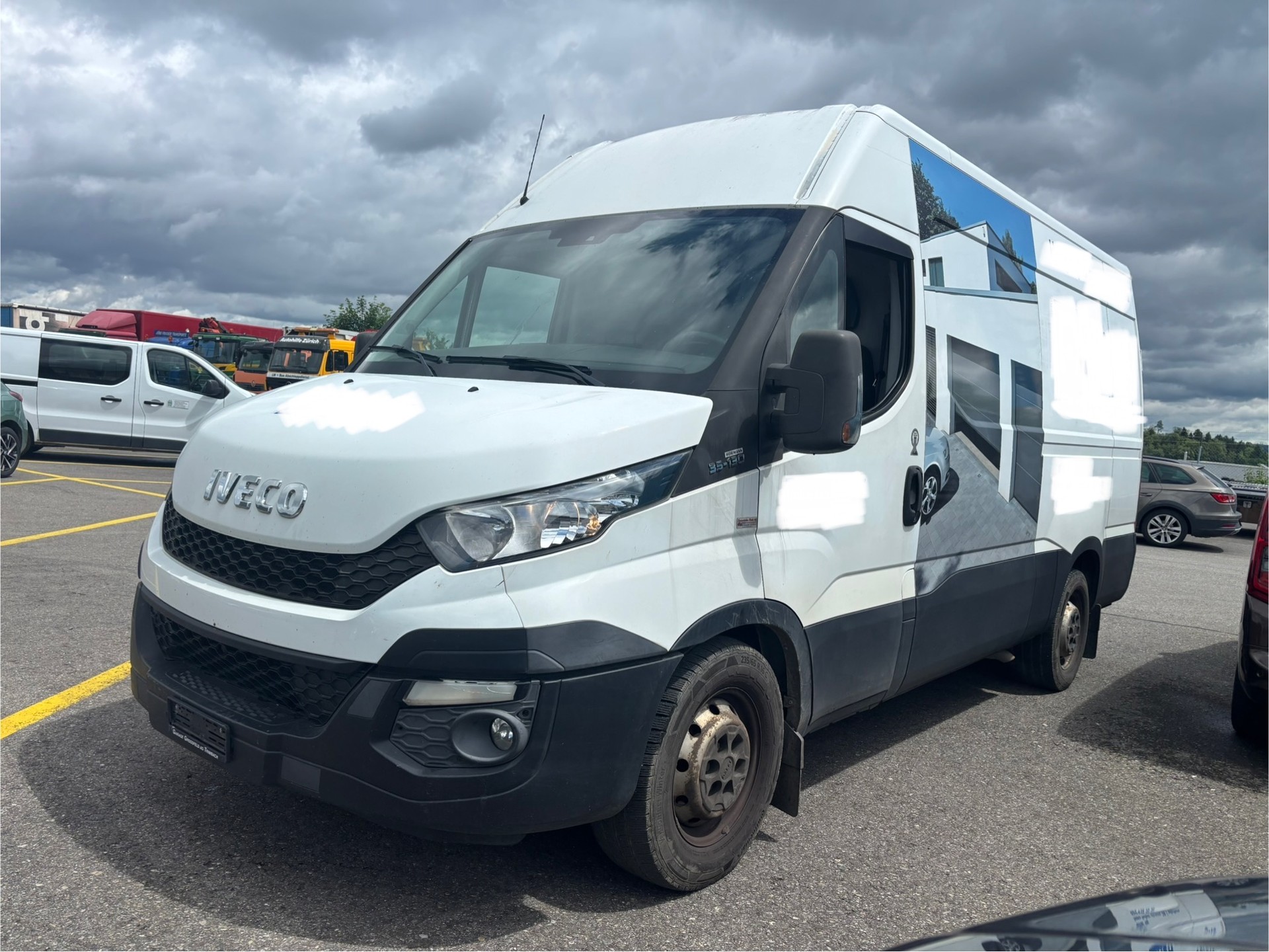 IVECO 33 S 13 VL-image-0