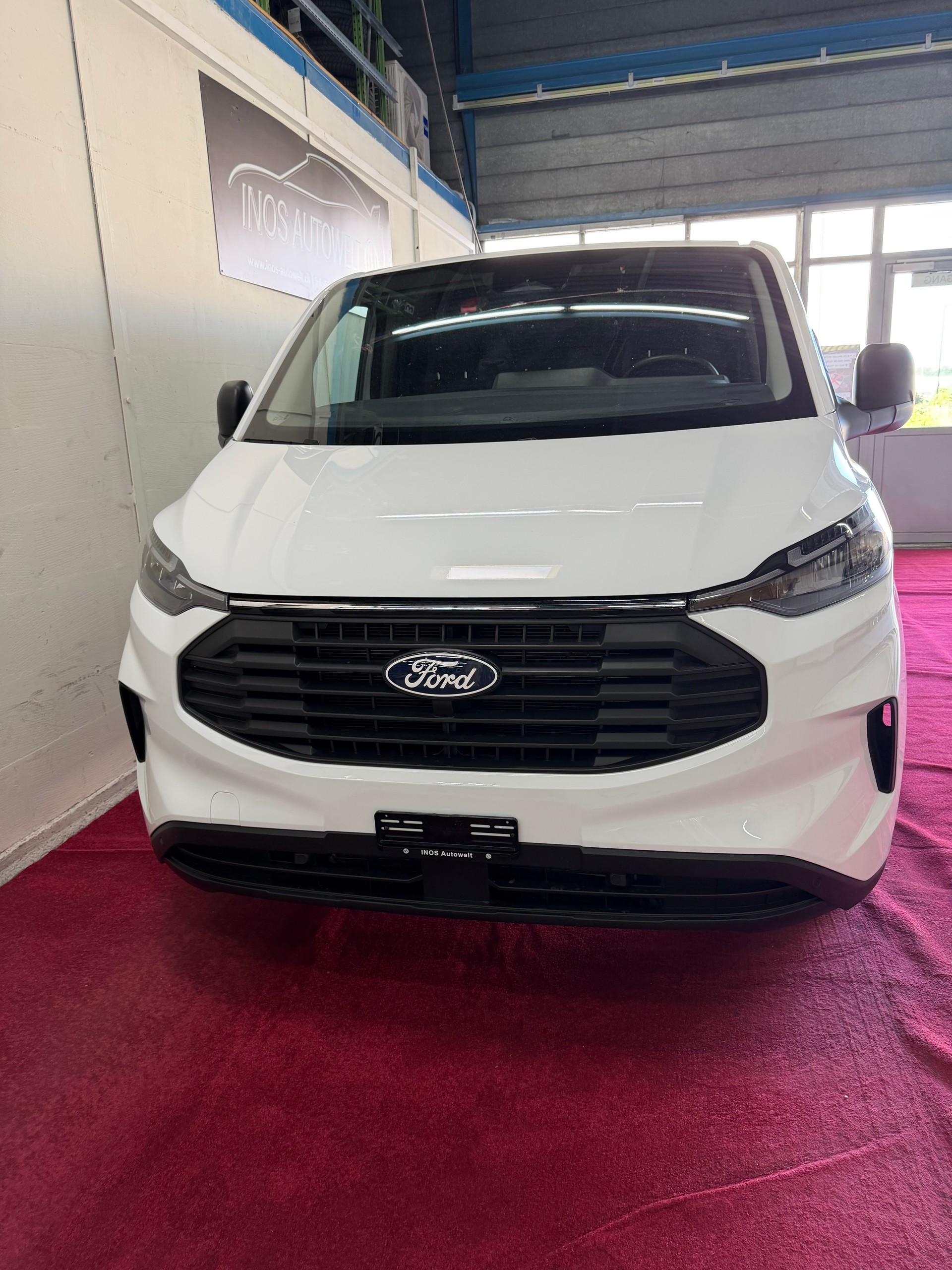 FORD Transit Custom Van 320 L2H1 Trend-image-1