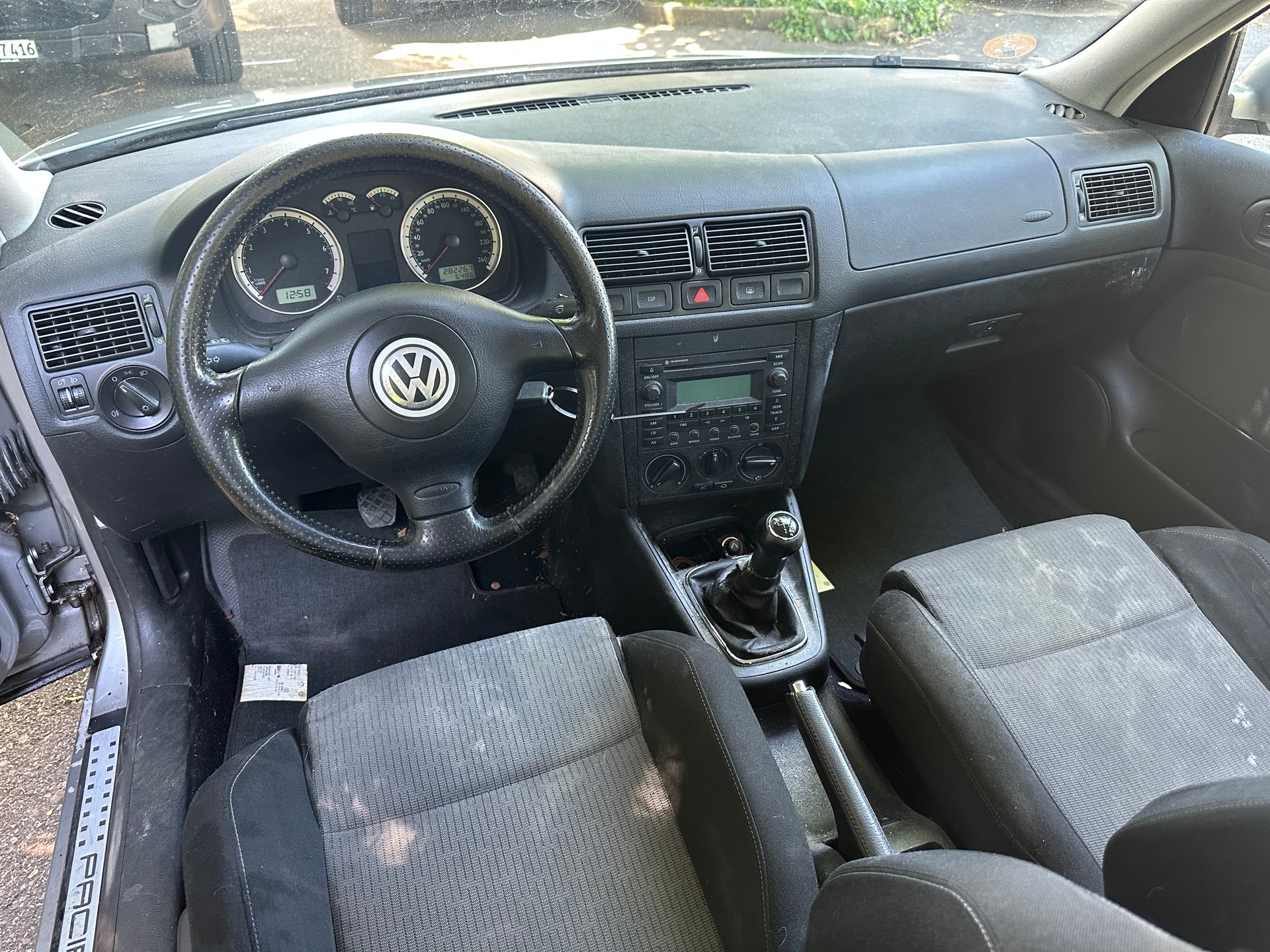 VW Golf Variant 1.6 16V Comfortline-image-10