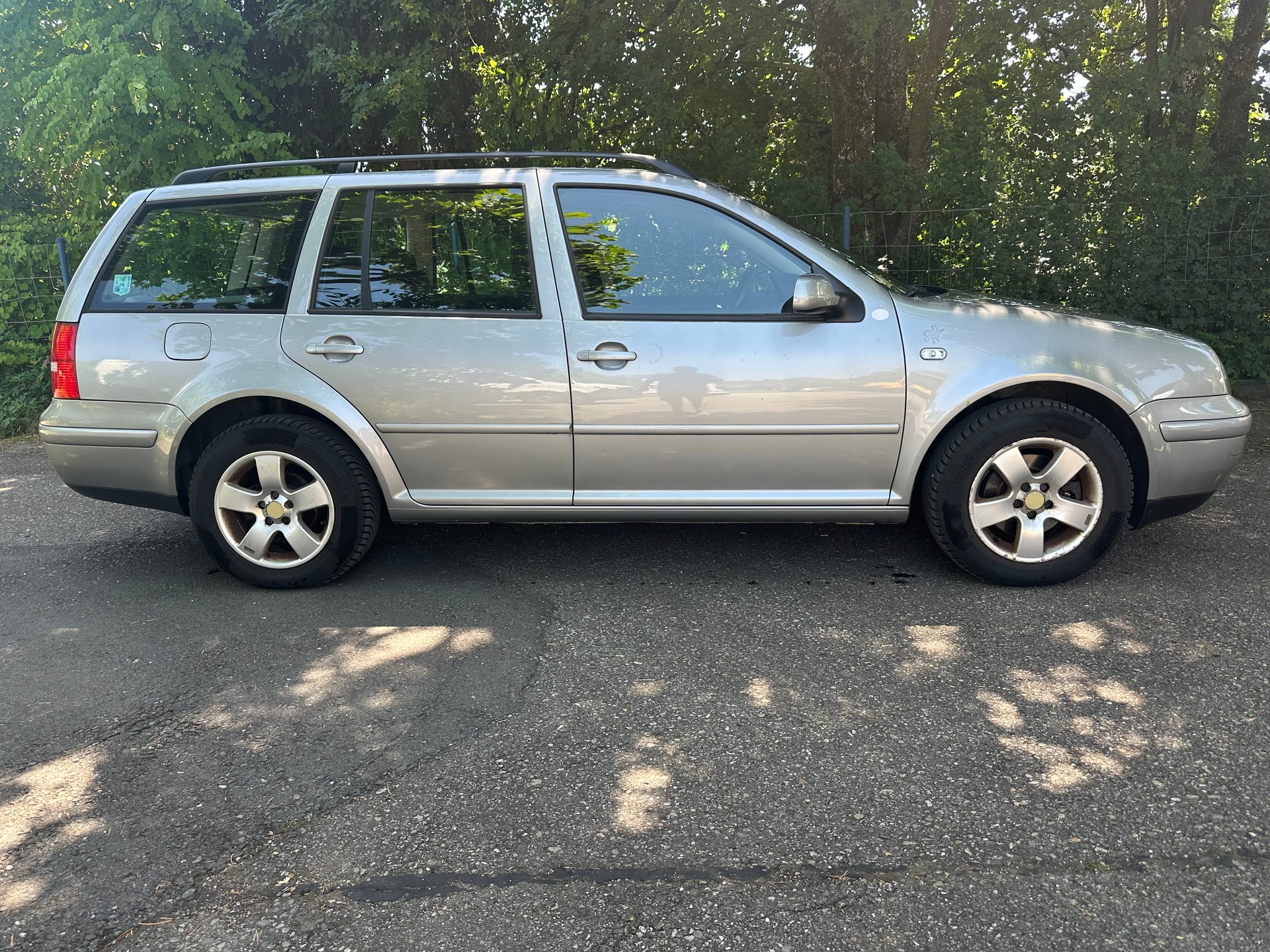 VW Golf Variant 1.6 16V Comfortline-image-6