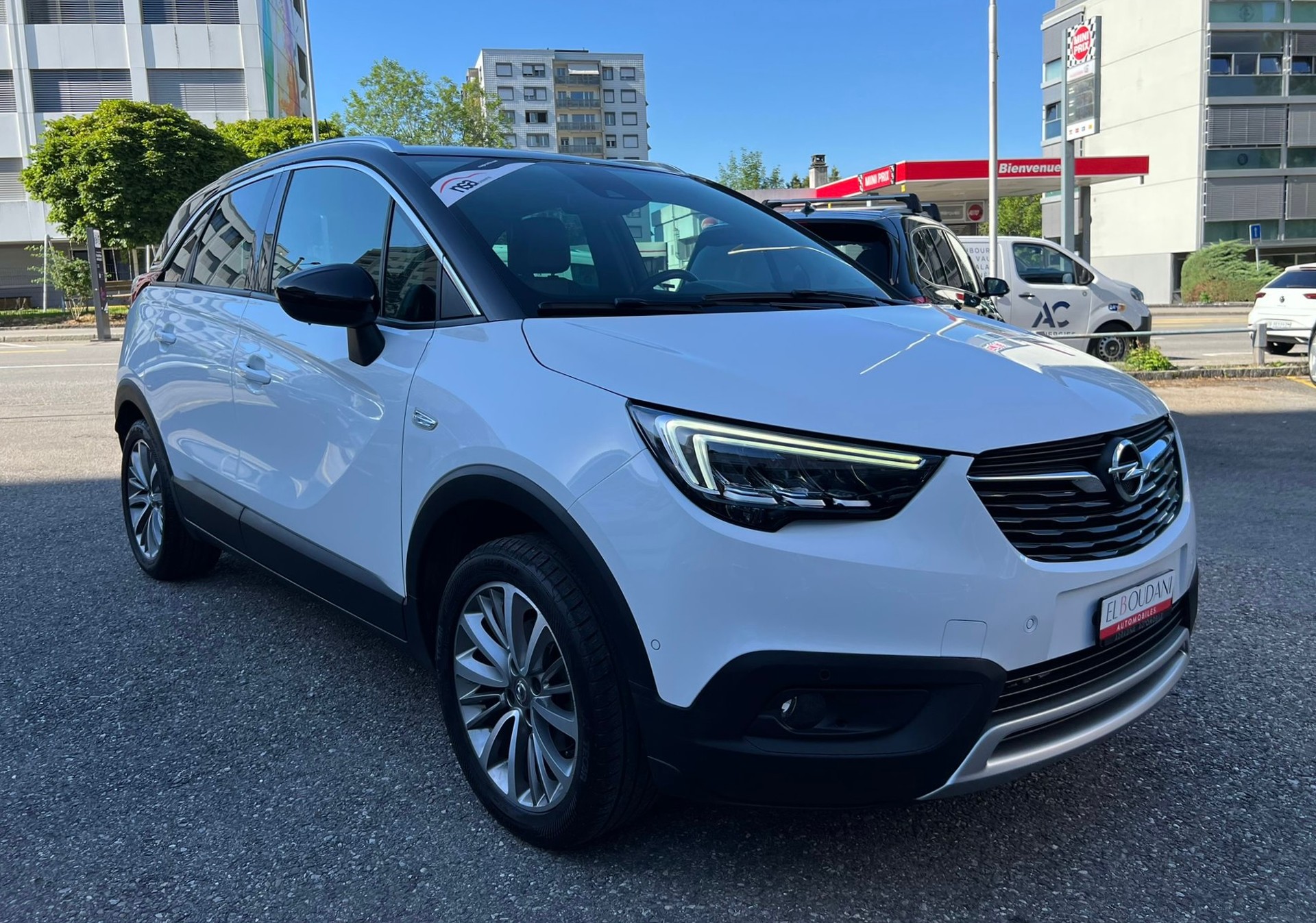 OPEL Crossland X 1.2i TP Excellence Automatik-image-2