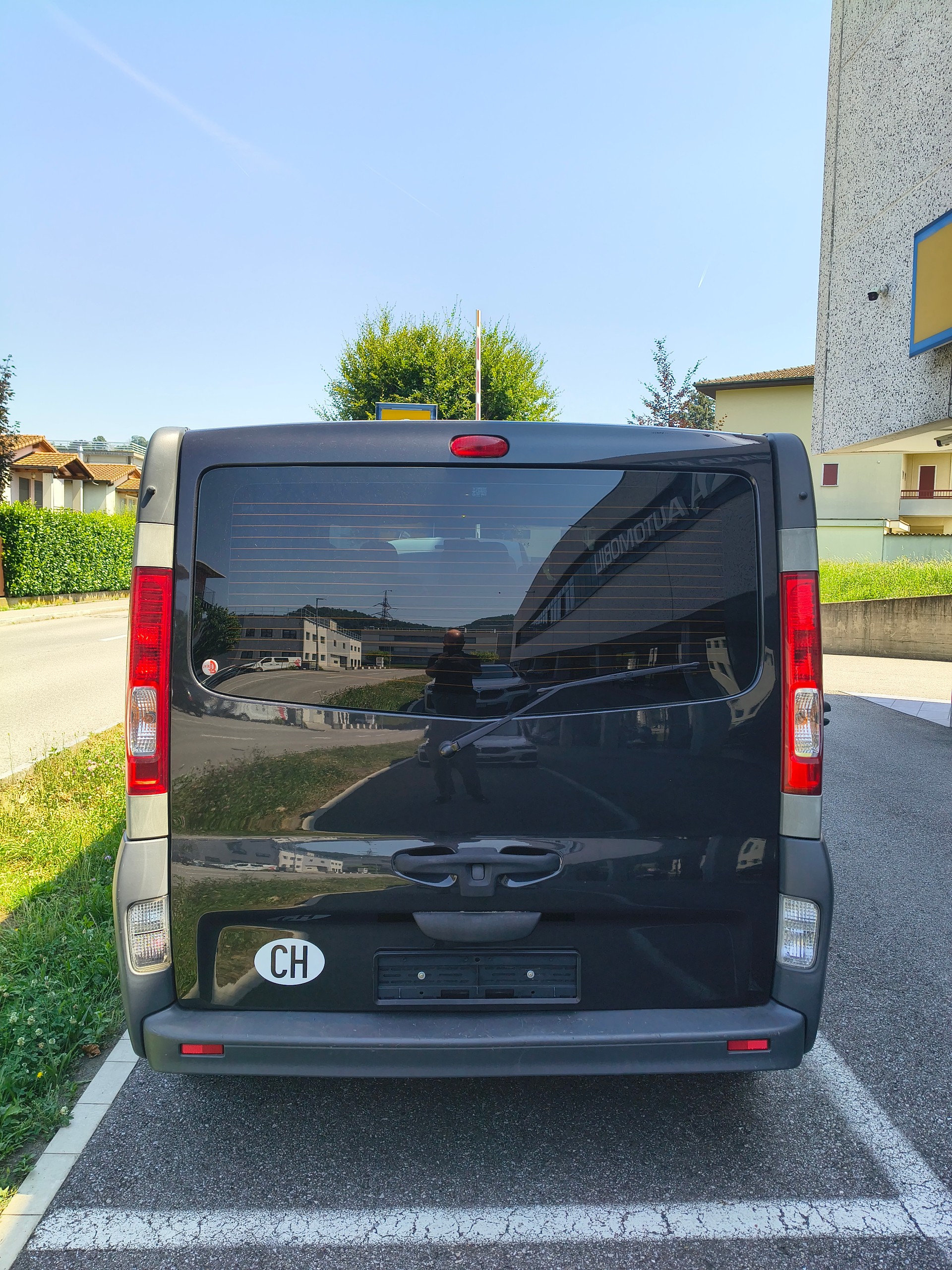 OPEL Vivaro 2.5 CDTI 2.7t L1H1-image-3