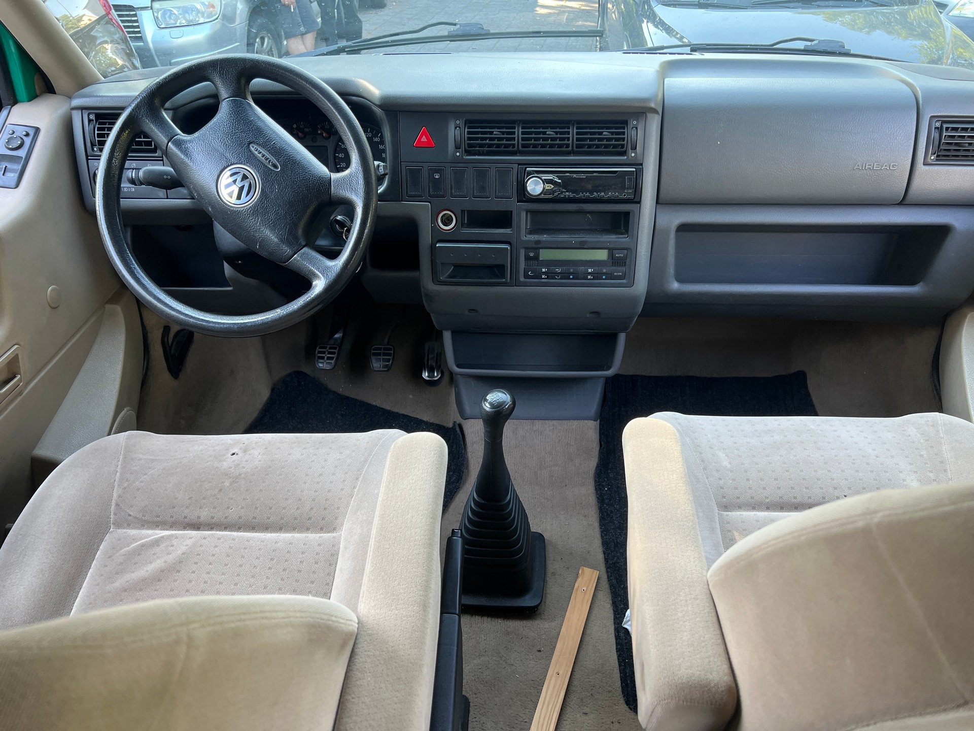 VW T4 Multivan 2.8 ABS-image-8