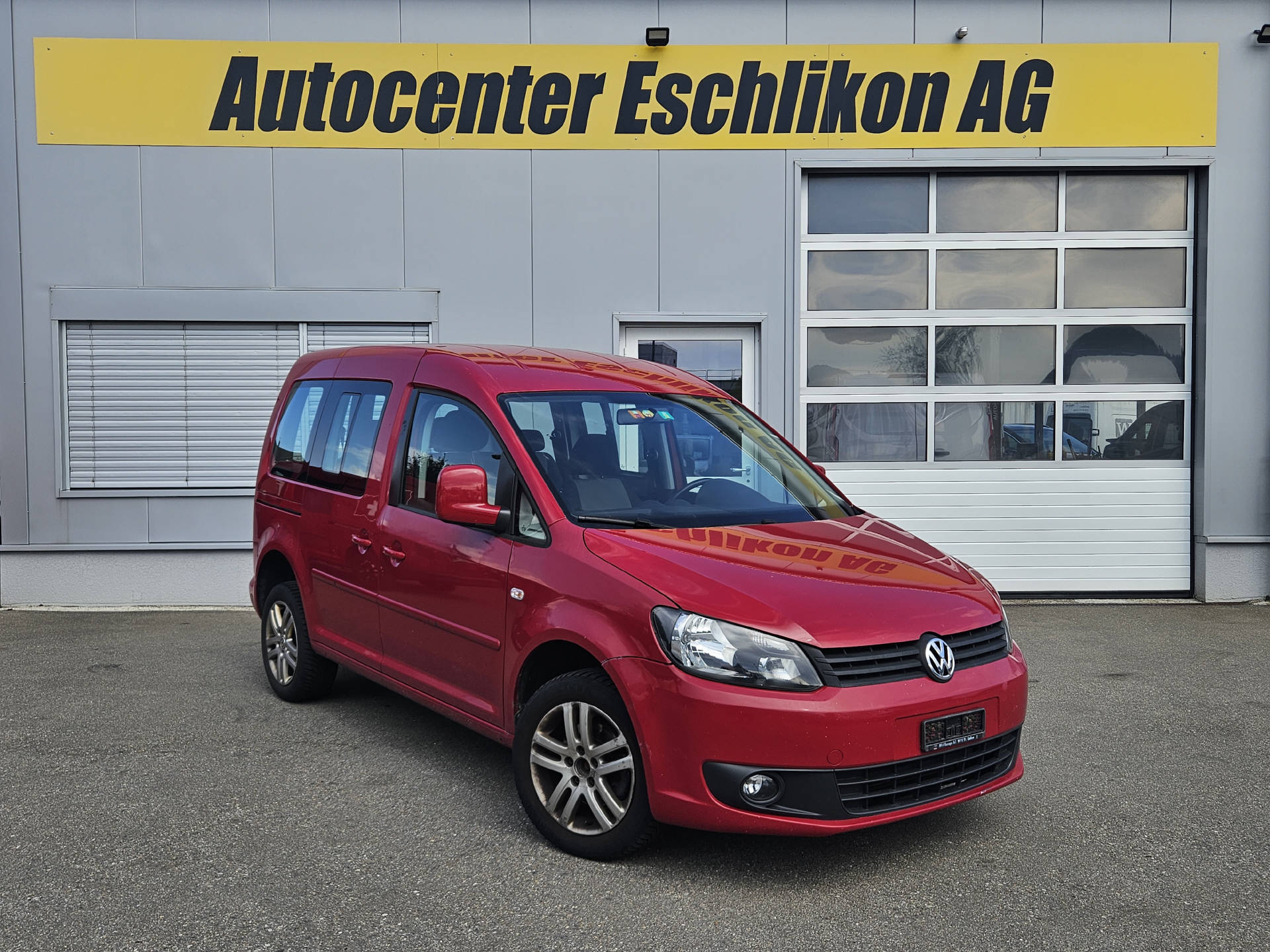 VW Caddy 2.0 TDI 110 Trendline 4m-image-0