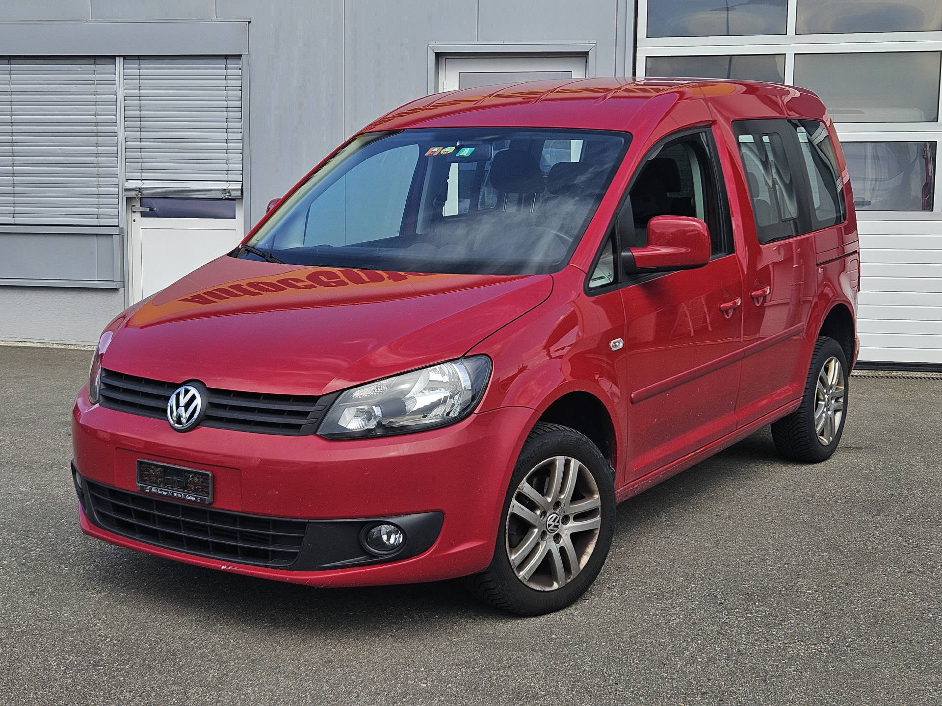 VW Caddy 2.0 TDI 110 Trendline 4m-image-3