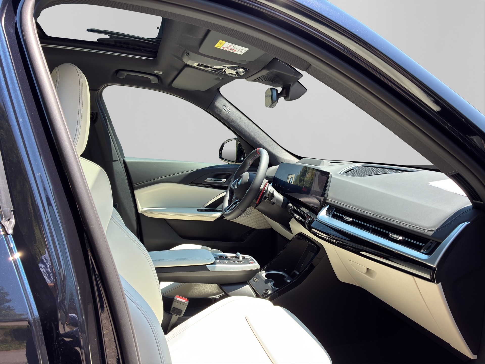 BMW X1 M35i-image-14