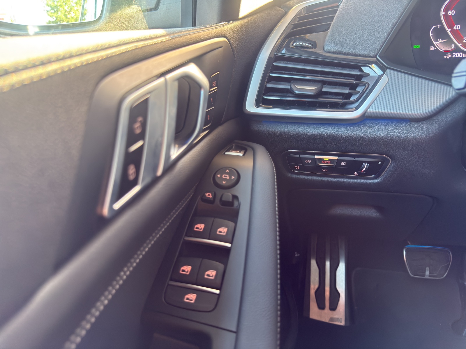 BMW X5 xDrive45e M Sport Steptronic-image-14