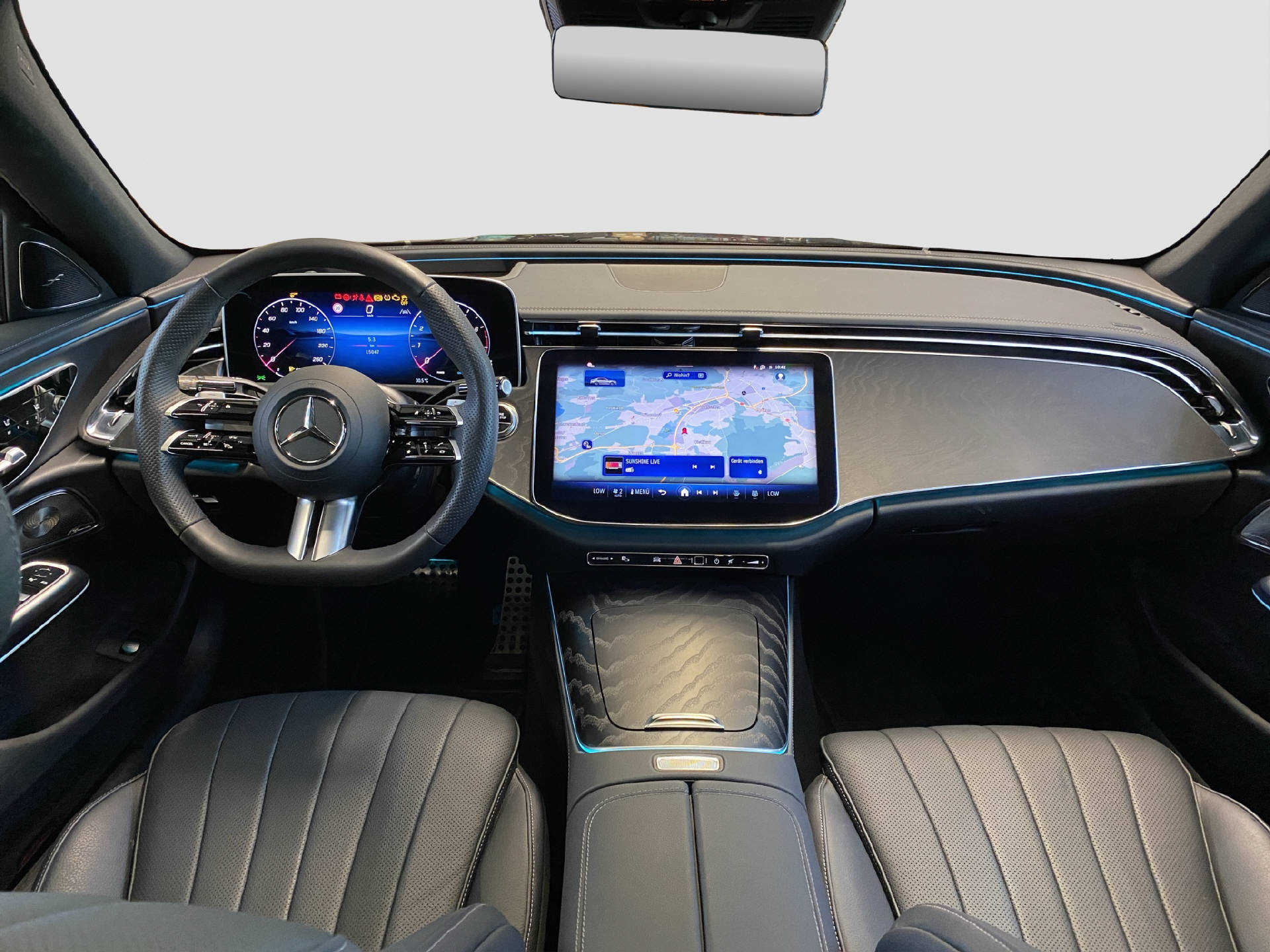 MERCEDES-BENZ E 200 AMG Line 4MATIC-image-7