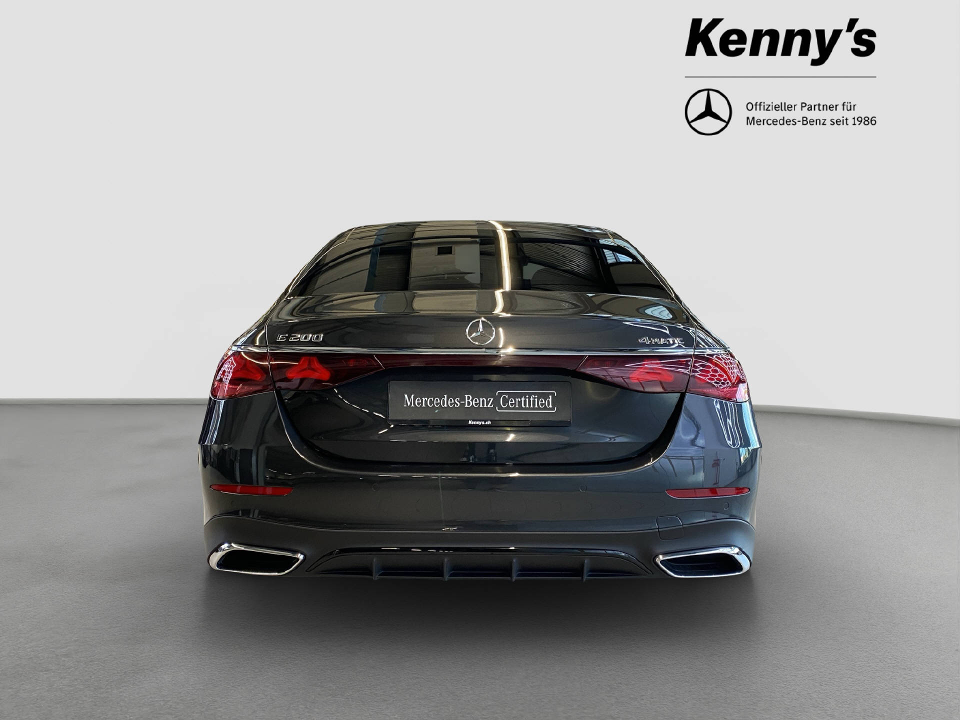 MERCEDES-BENZ E 200 AMG Line 4MATIC-image-4