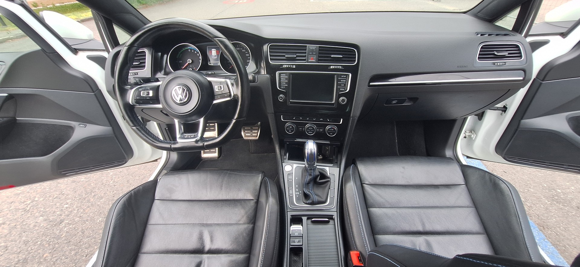 VW Golf 1.4 TSI GTE DSG-image-22