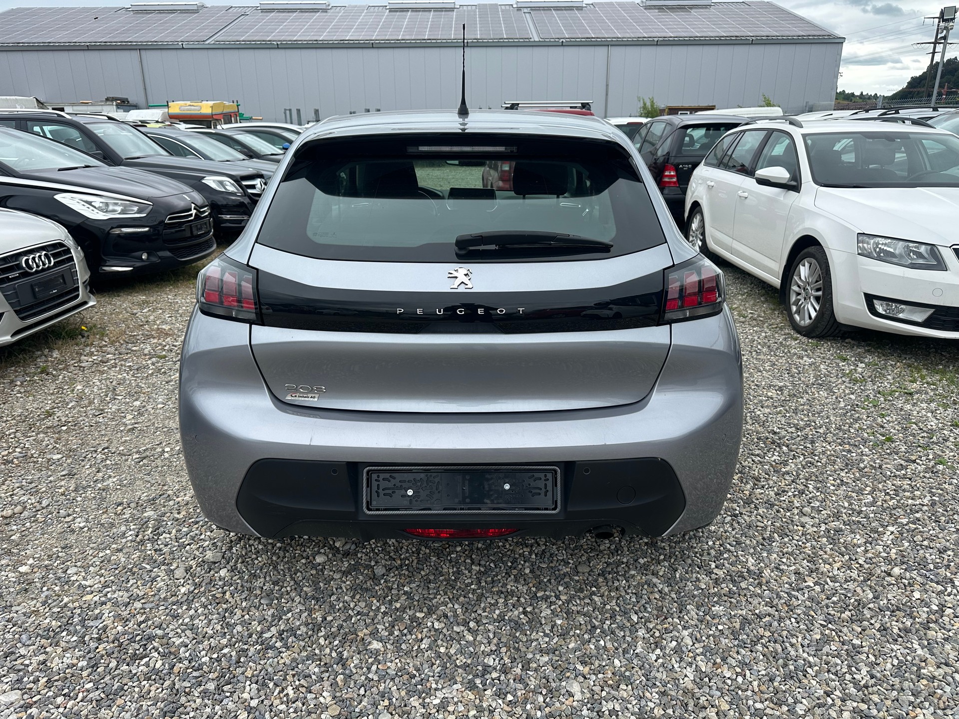 PEUGEOT 208 1.2 PureTech Active-image-4