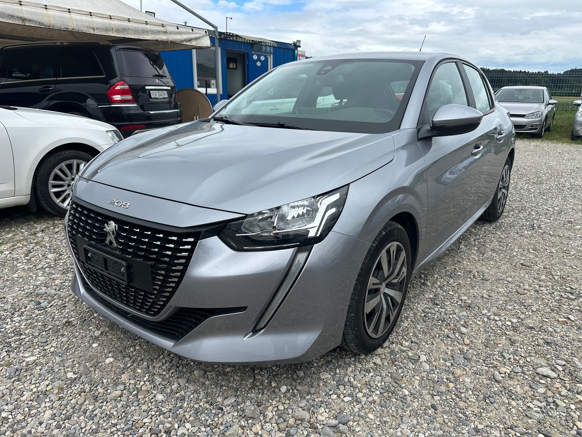 PEUGEOT 208 1.2 PureTech Active-image-0