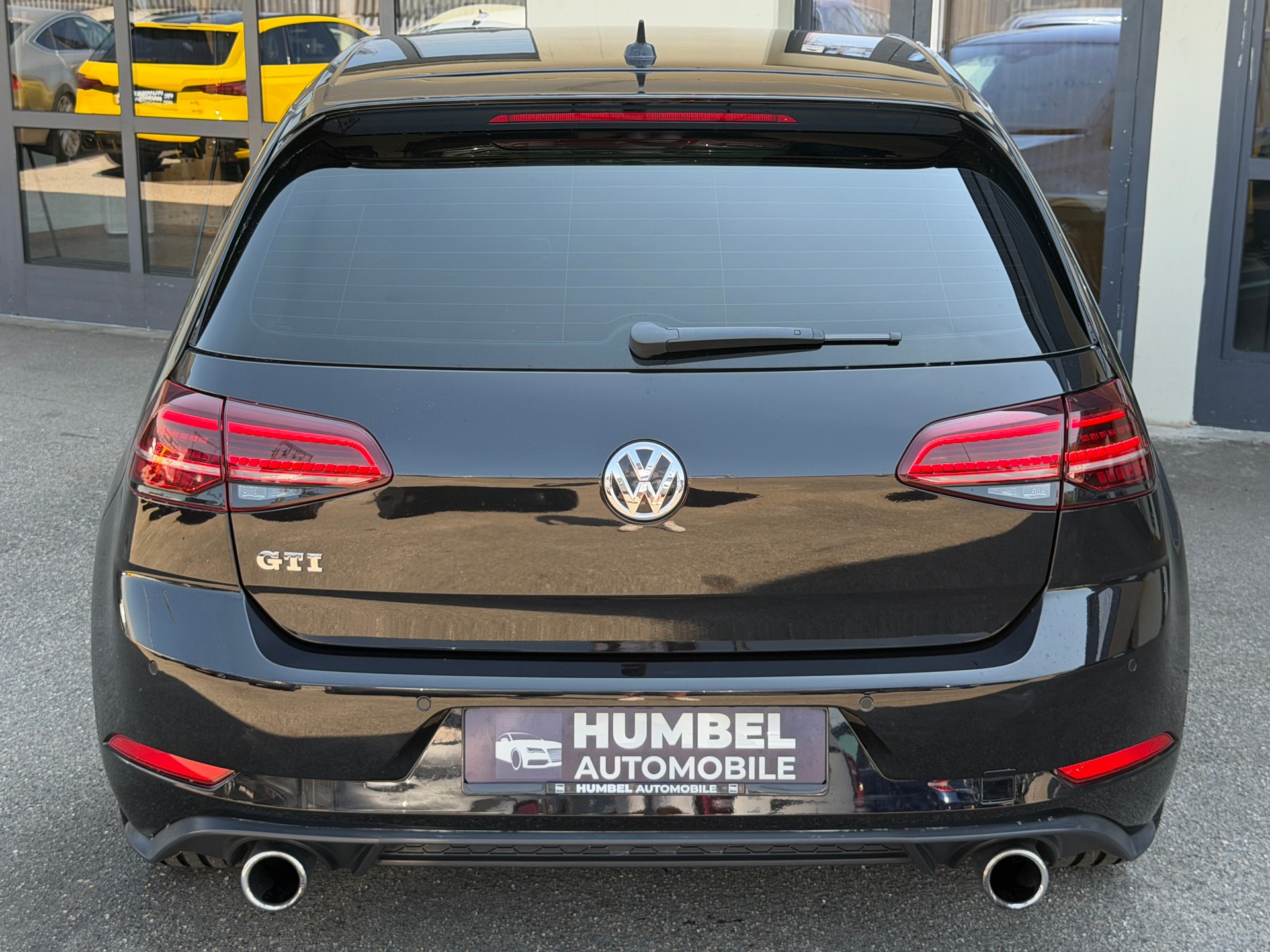 VW Golf 2.0 TSI GTI DSG-image-3