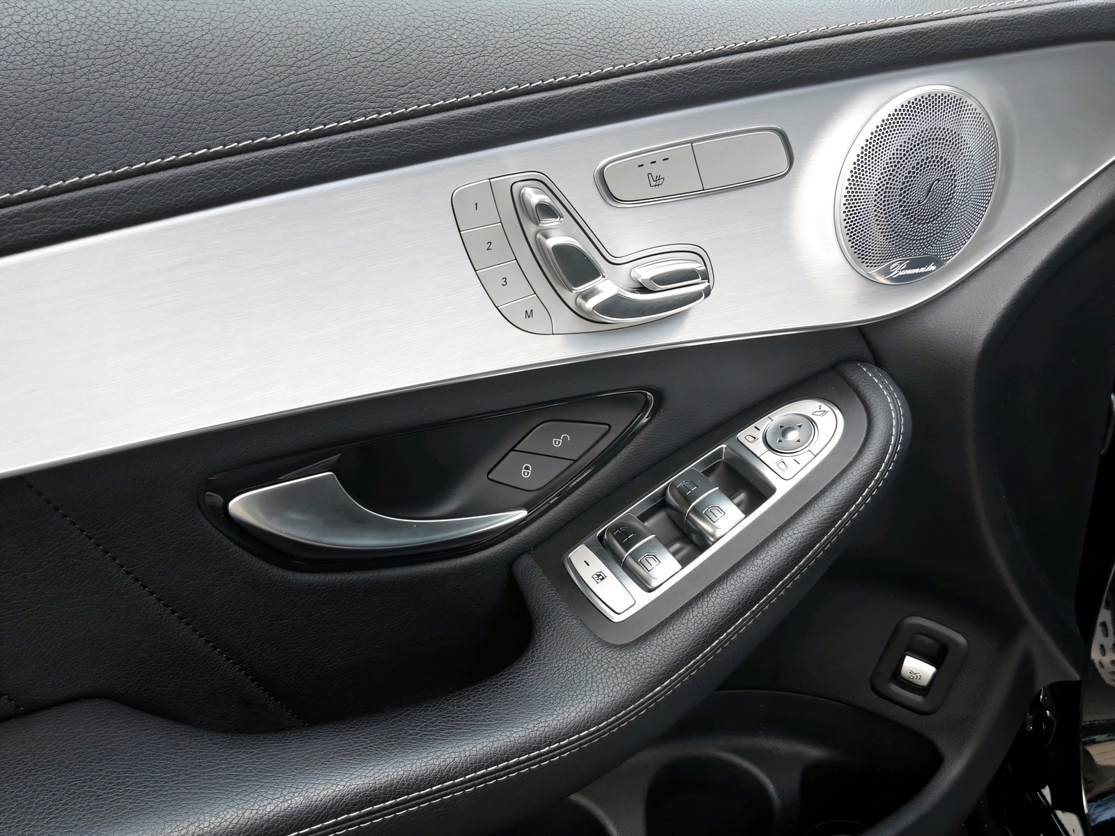 MERCEDES-BENZ GLC 250 d 4Matic Coupé-image-7
