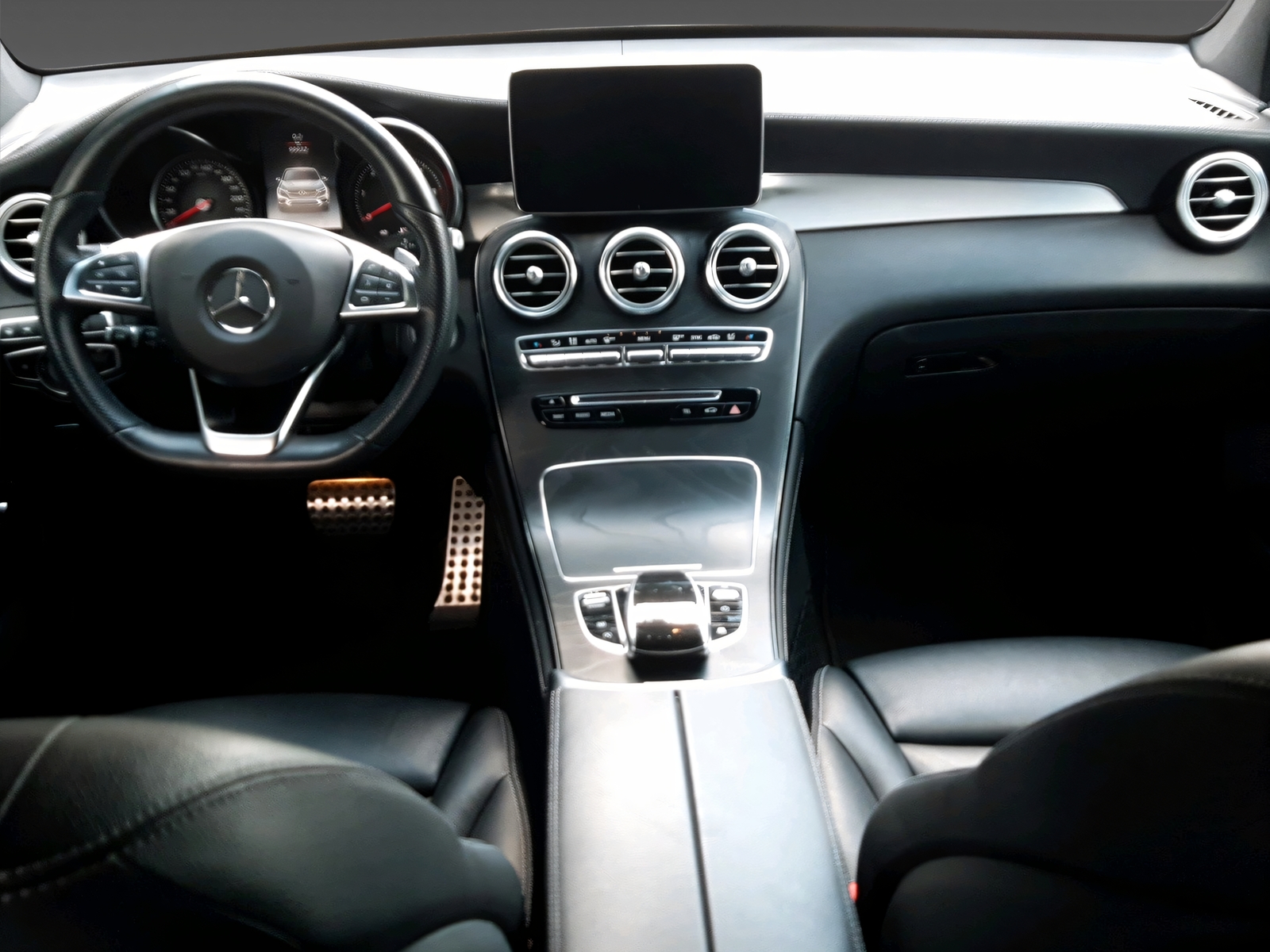 MERCEDES-BENZ GLC 250 d 4Matic Coupé-image-12