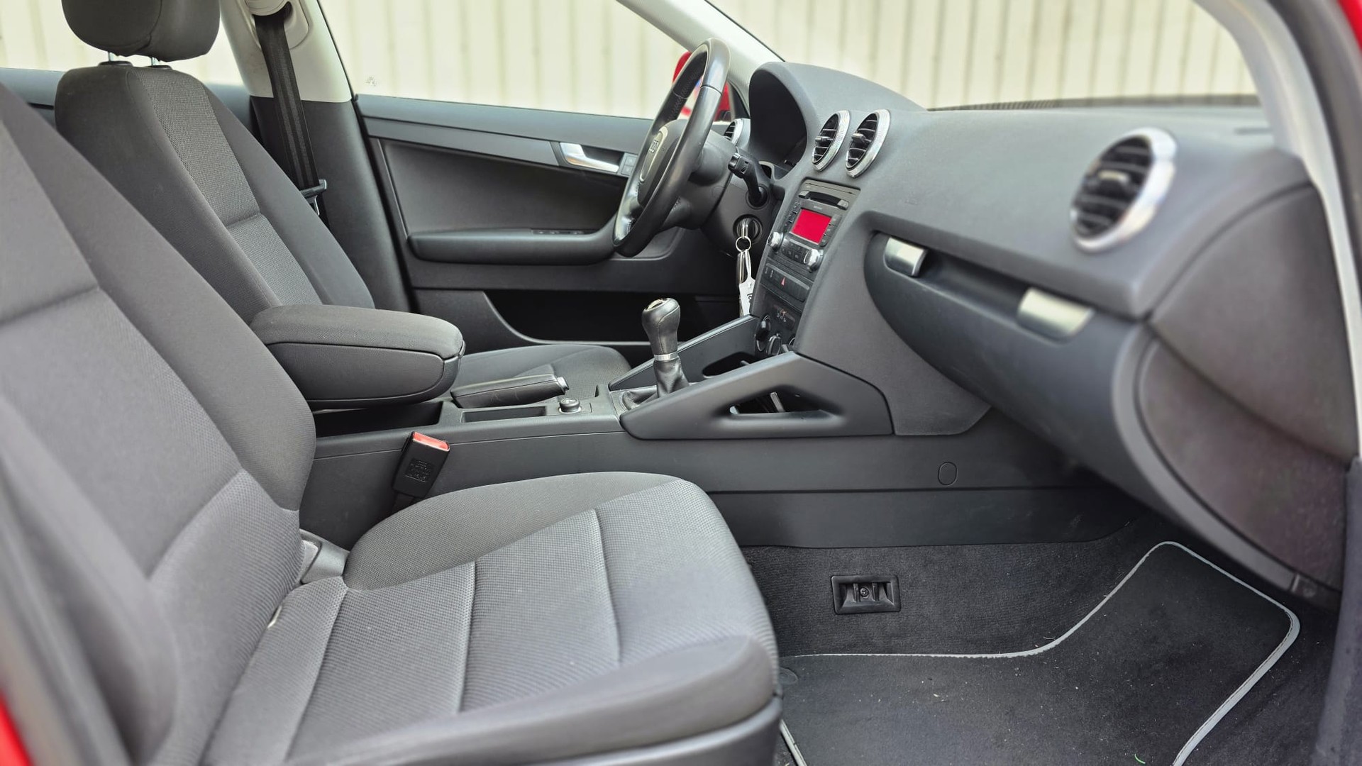AUDI A3 Sportback 1.4 TFSI Ambition-image-7