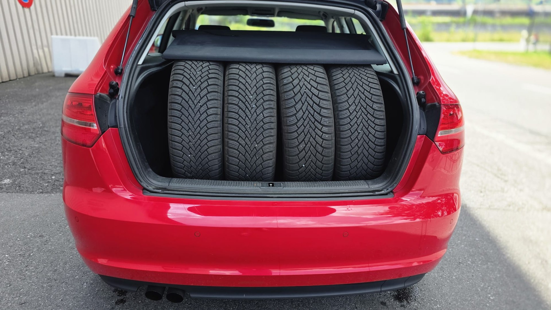 AUDI A3 Sportback 1.4 TFSI Ambition-image-5