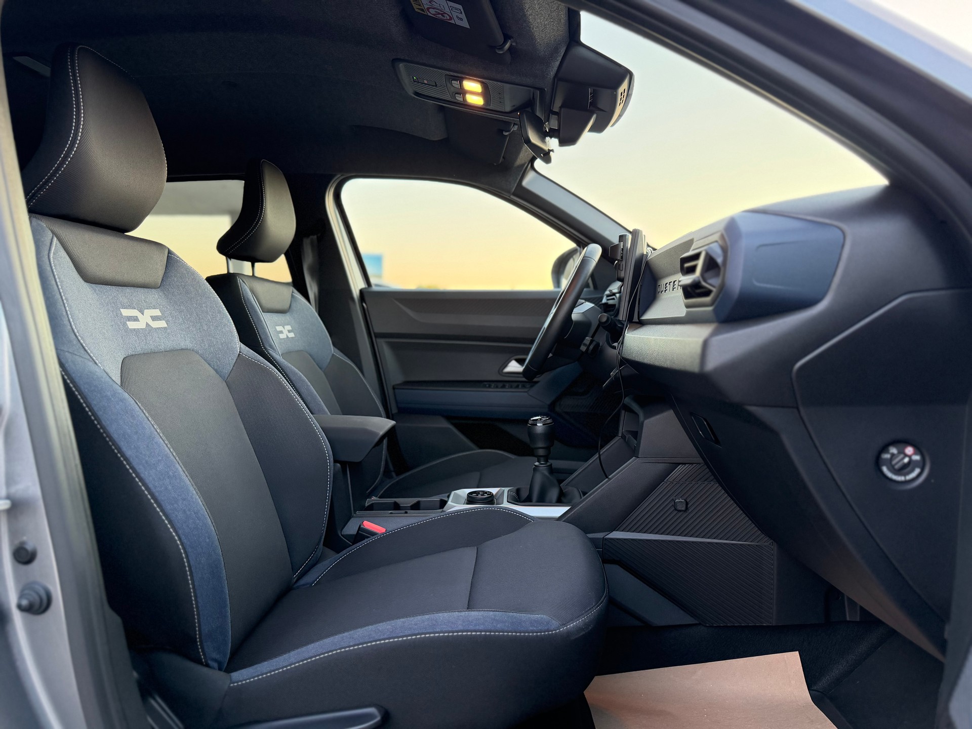 DACIA Duster TCe 130 48V Journey 4x4-image-14