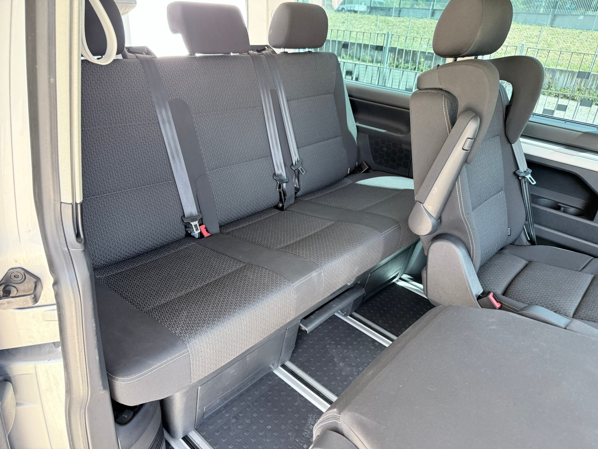 VW T6 California 2.0 TDI Beach Liberty DSG-image-15