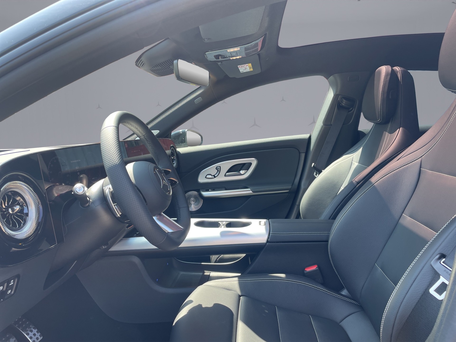 MERCEDES-BENZ CLA 220 4-Matic Shooting Brake-image-8